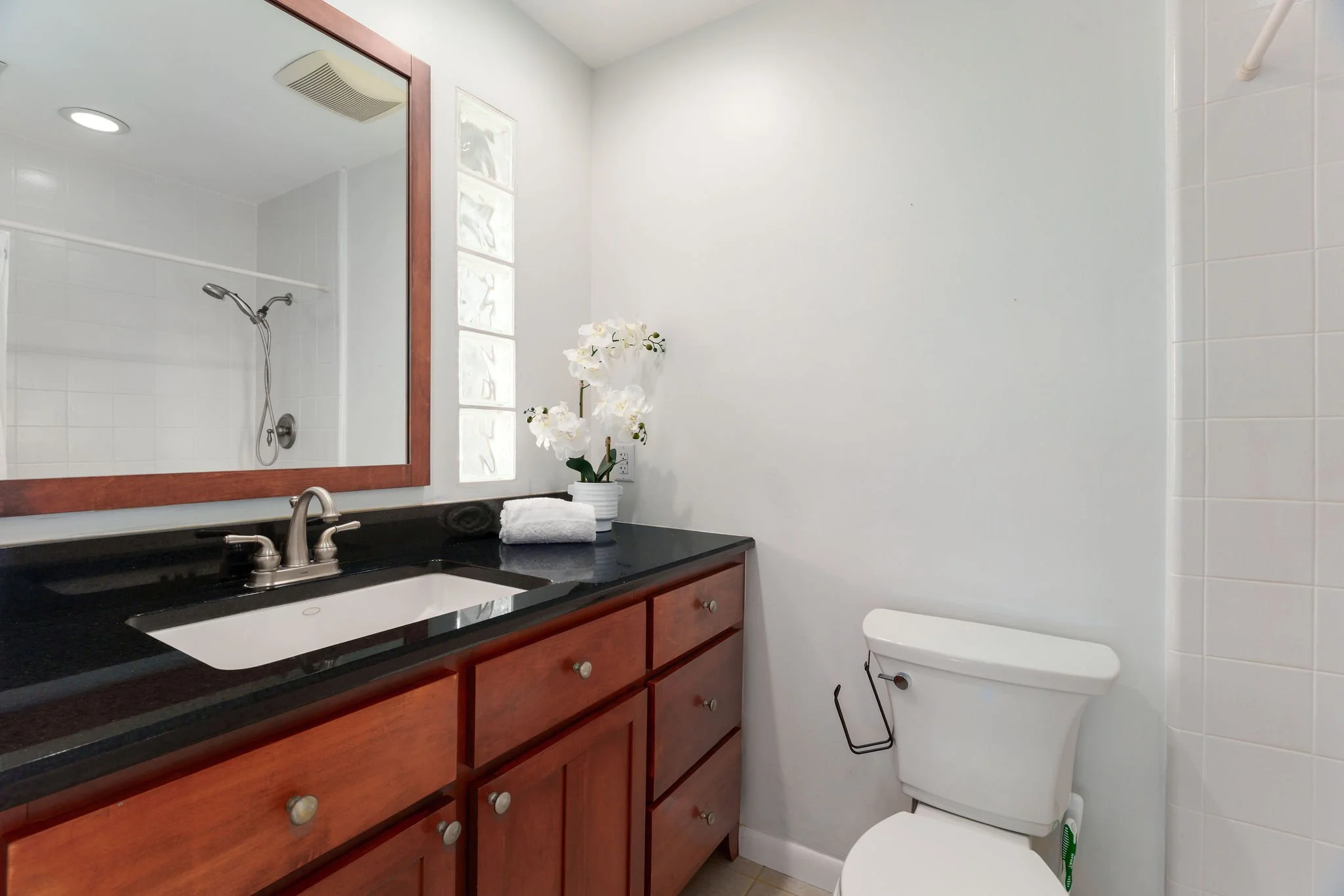 1811 Maplewood 18.jpg