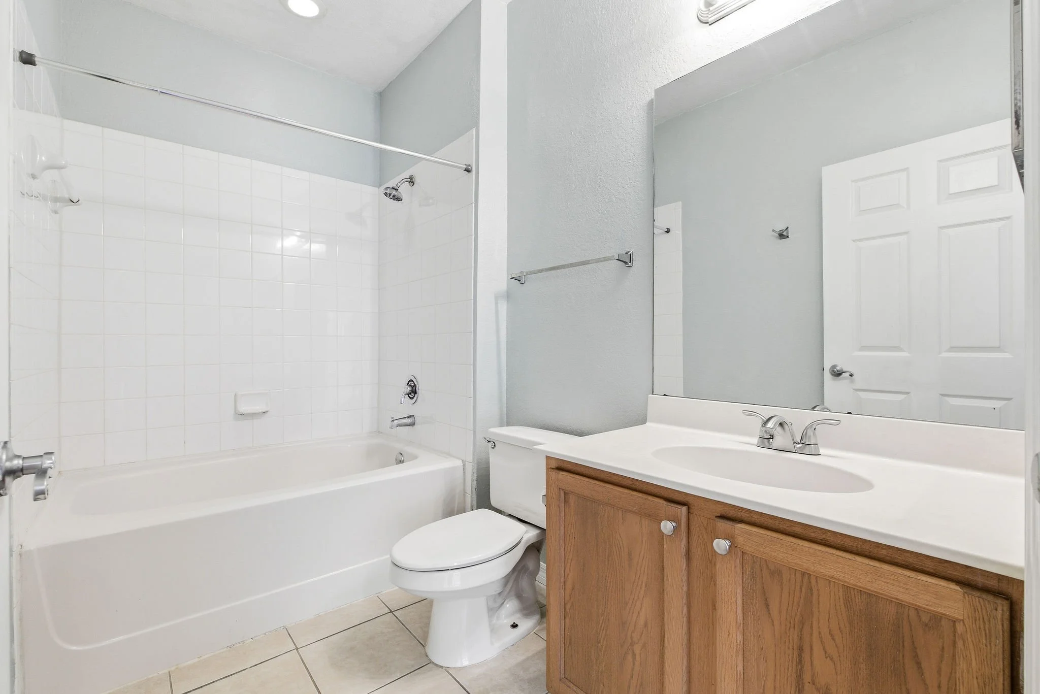 2460 Grand Central 12.jpg