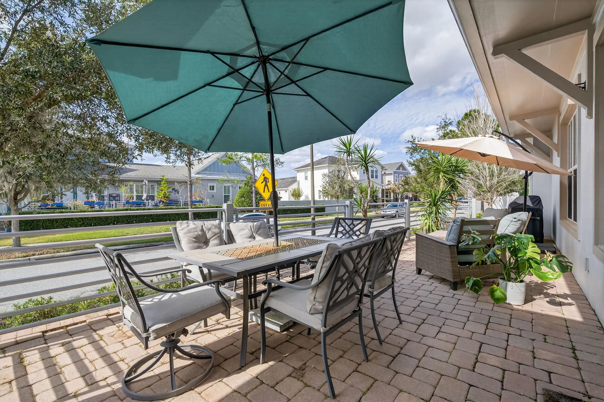 8809 Laureate 30.jpg