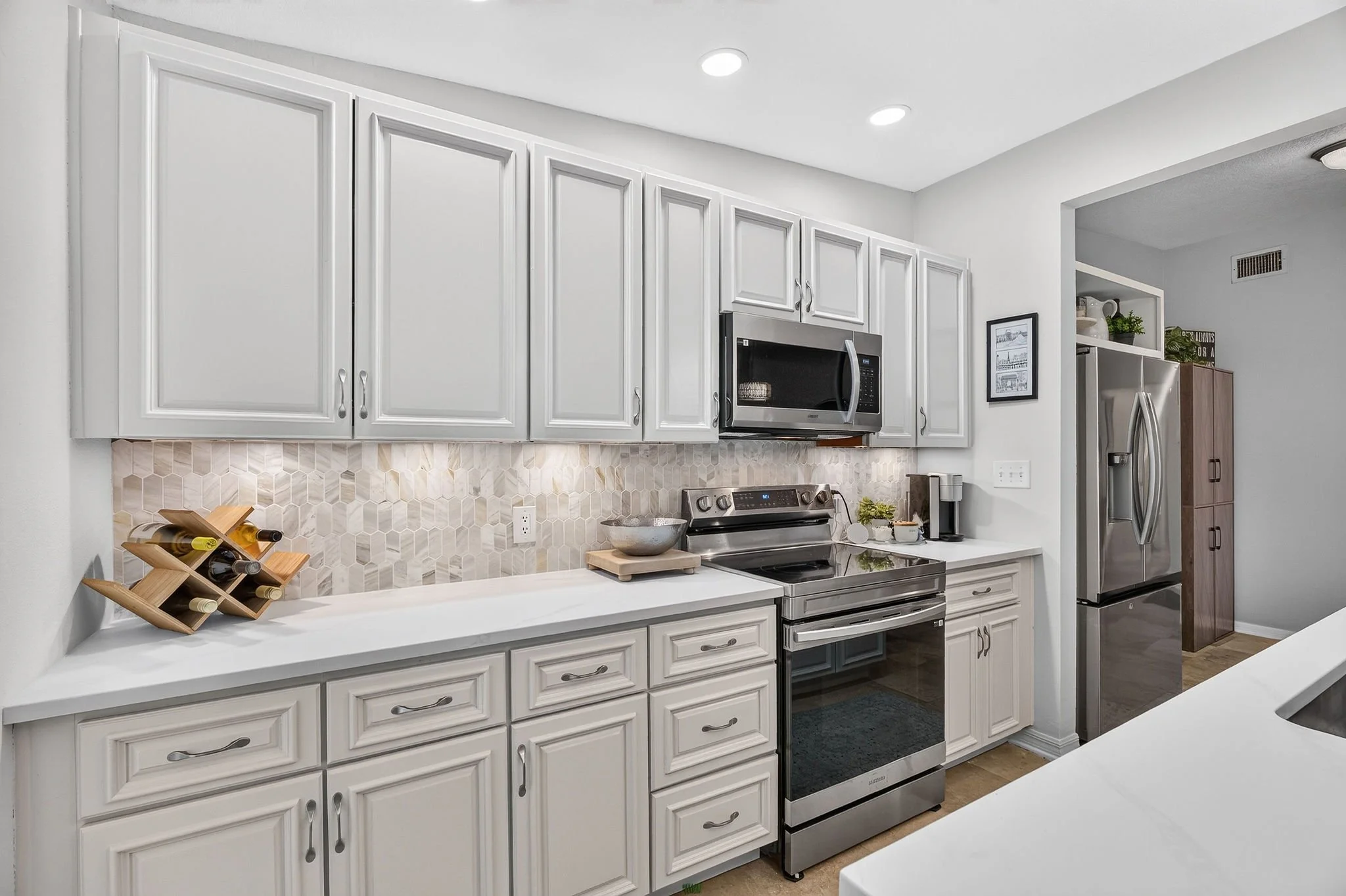 2260 Coldstream 7.jpg