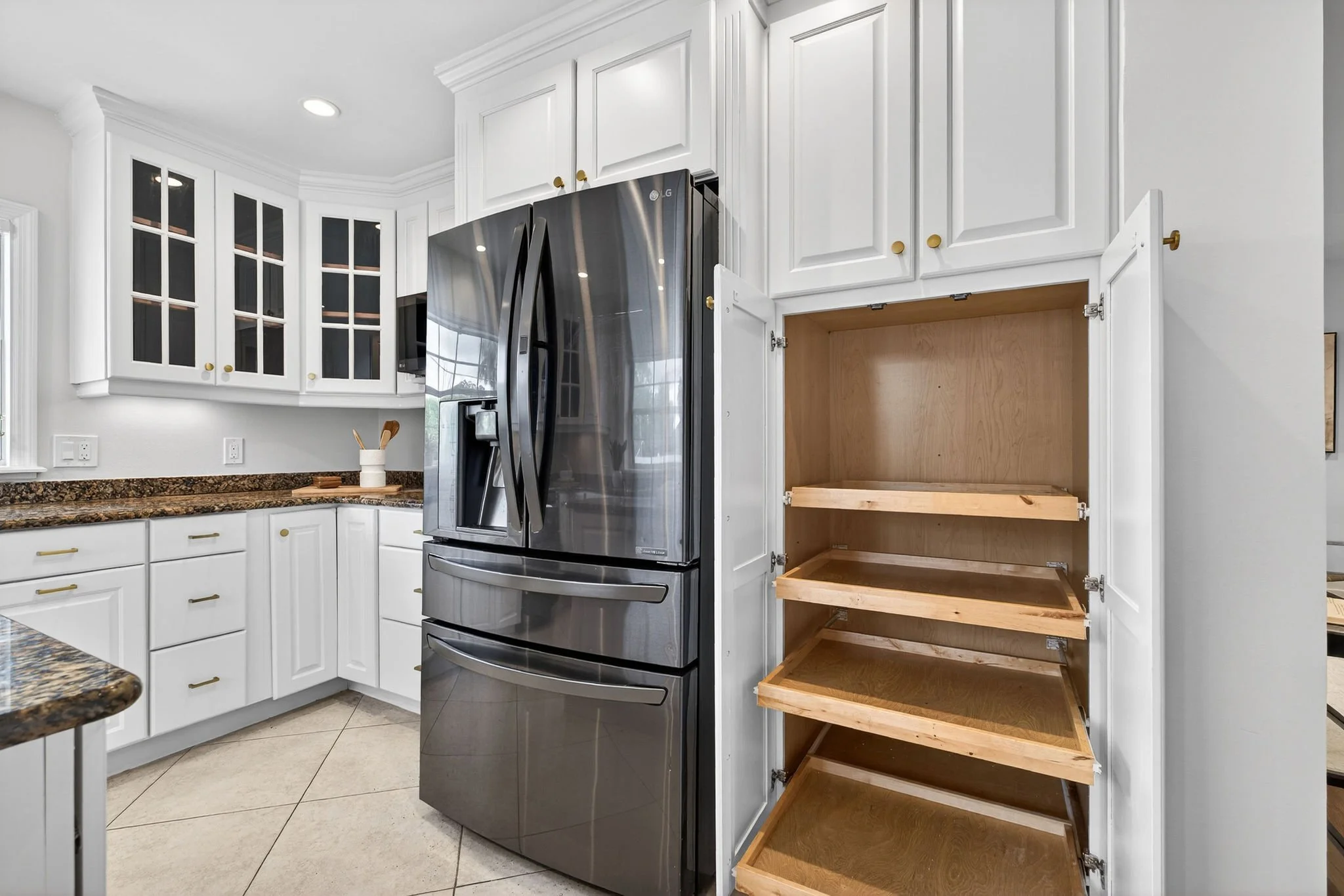 627DunblaneDr-16.jpg