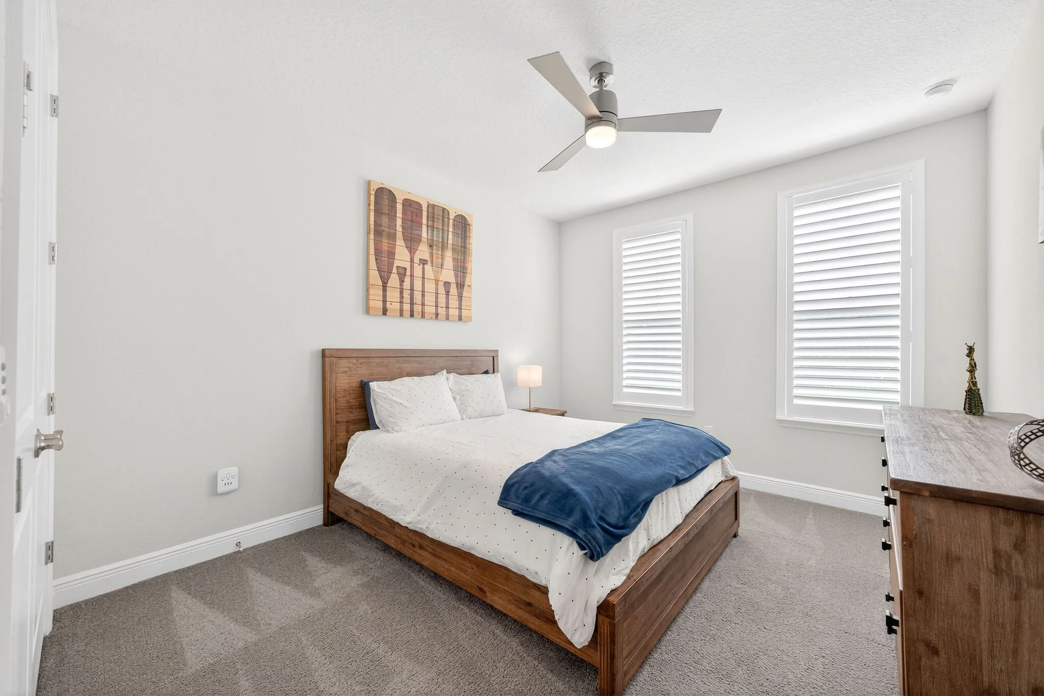 8809 Laureate 24.jpg