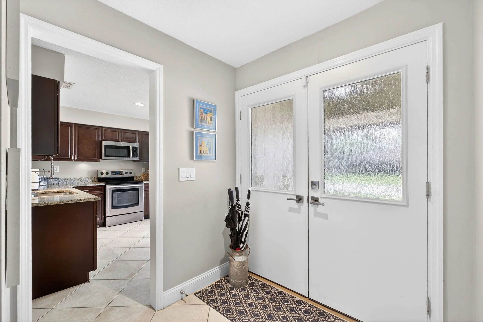 222CottesmoreCirW-4.jpg