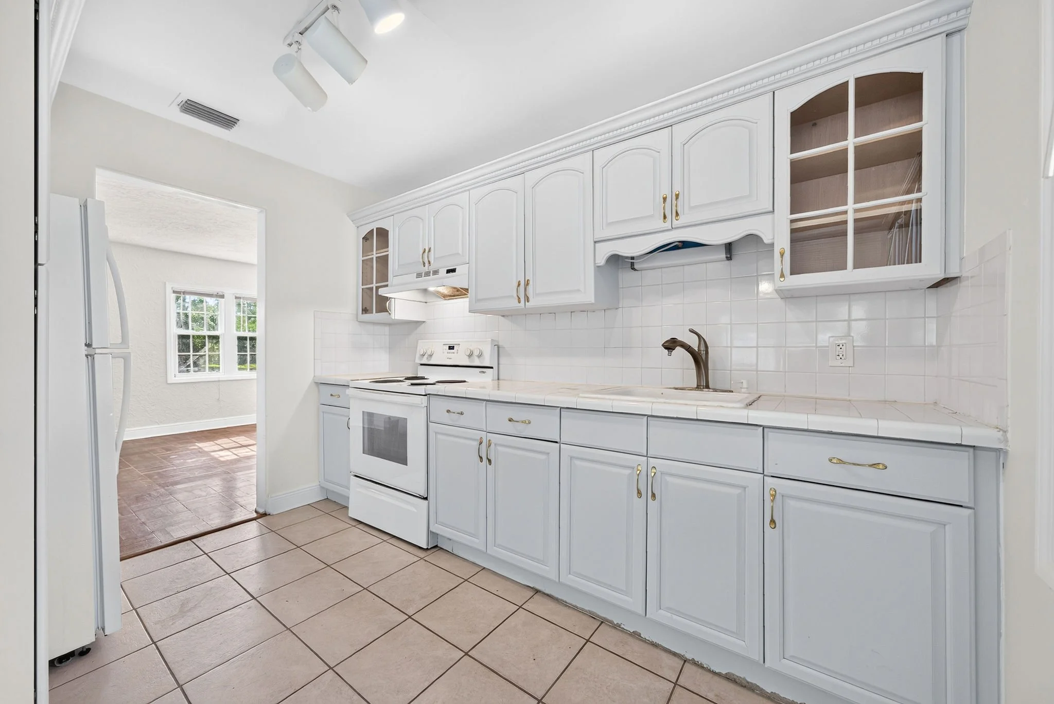 1333 S Denning 8.jpg