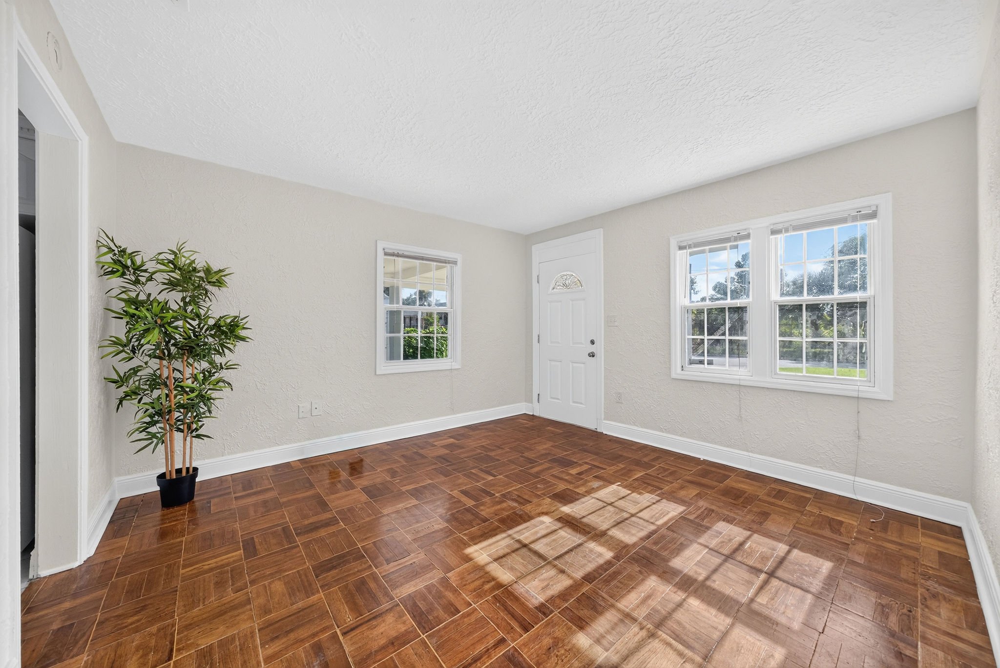 1333 S Denning 5.jpg