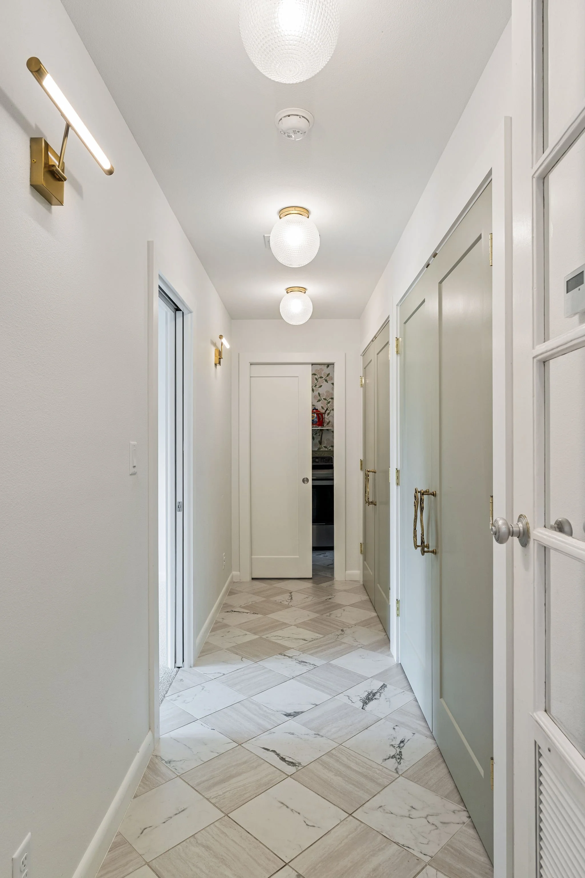 1811 Maplewood 22.jpg