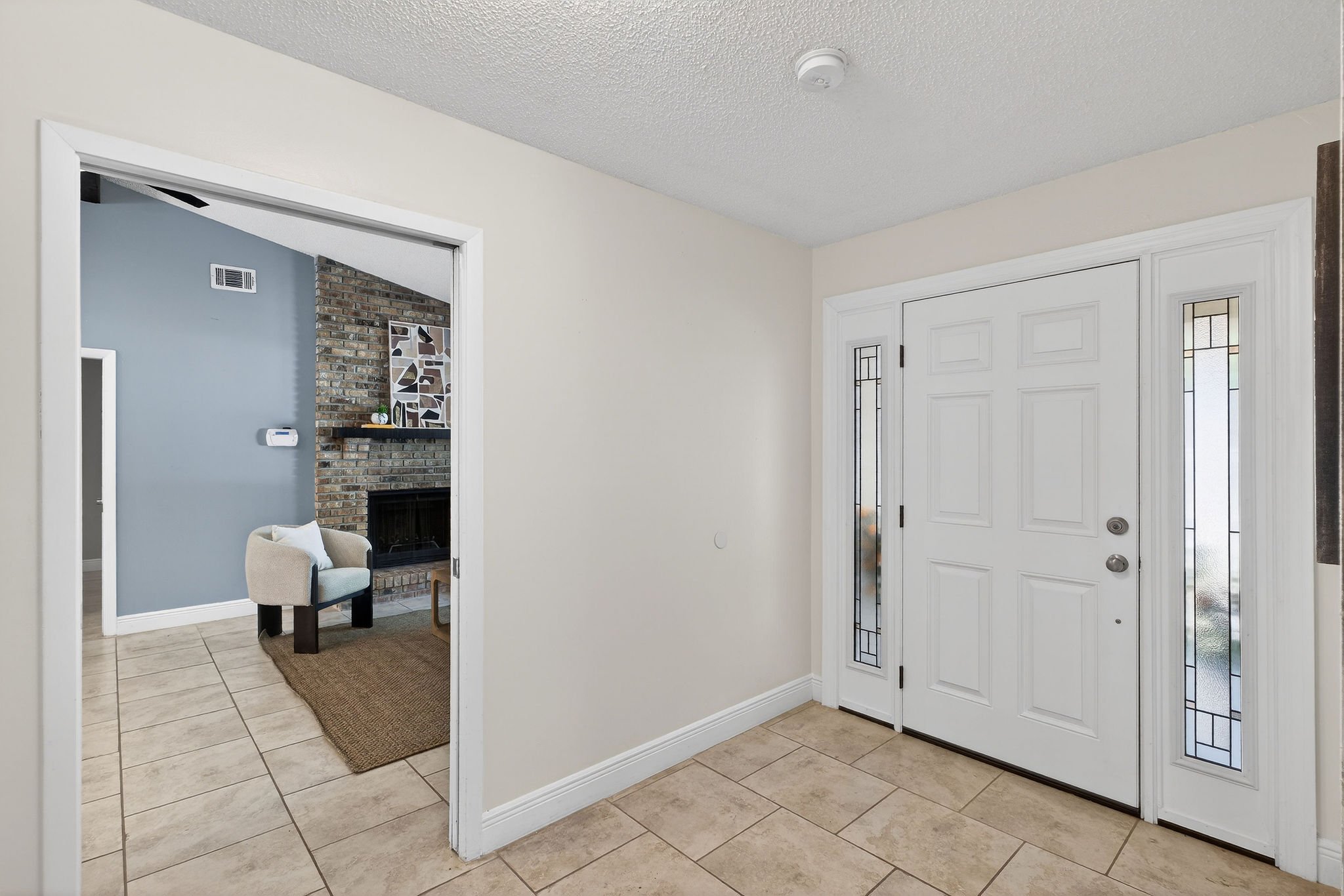 8878 Larwin Lane 4.jpg