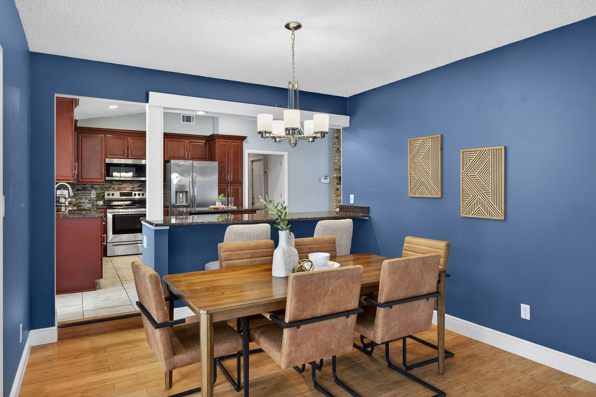 8878 Larwin Lane 15.jpg