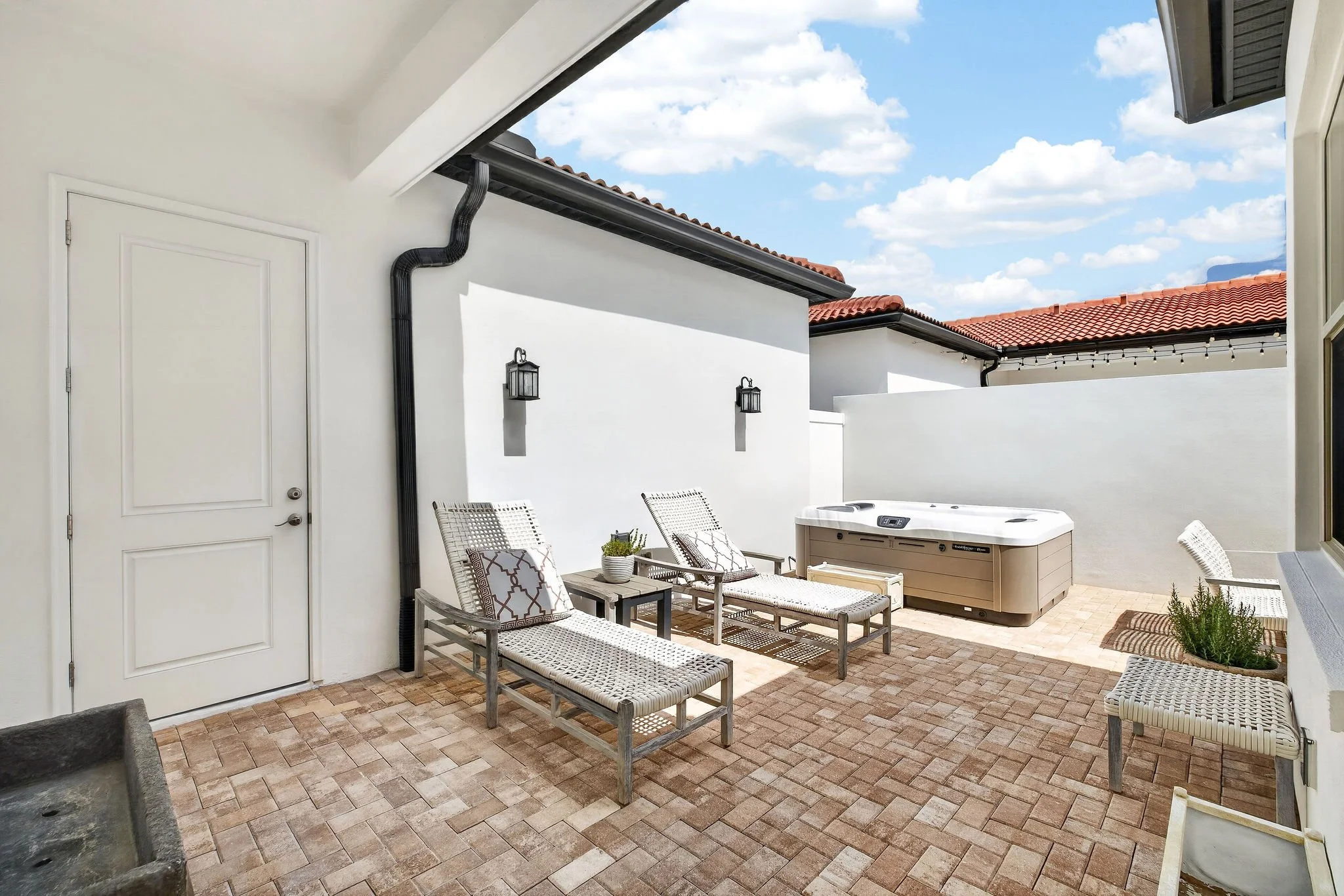 8921FountainPalmAlley-18a.jpg