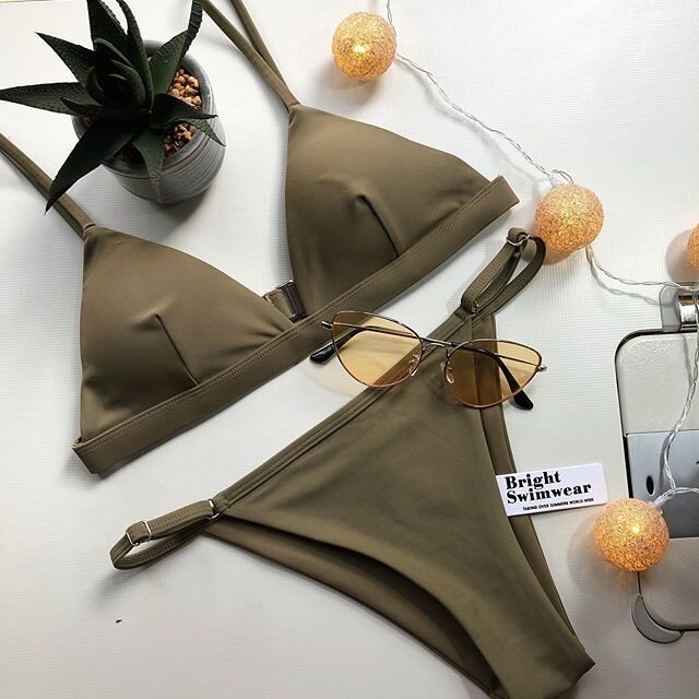 In love with my new seamless @brightswimwear bikini such a beautiful cut &amp; gorgeous fabric 👙💕 use code LULU15 for 15% off everything on their website 💜 x #swimwear #bikini #brightswimwear #summervibes #summerdays #Swedish #pickftheday #👙