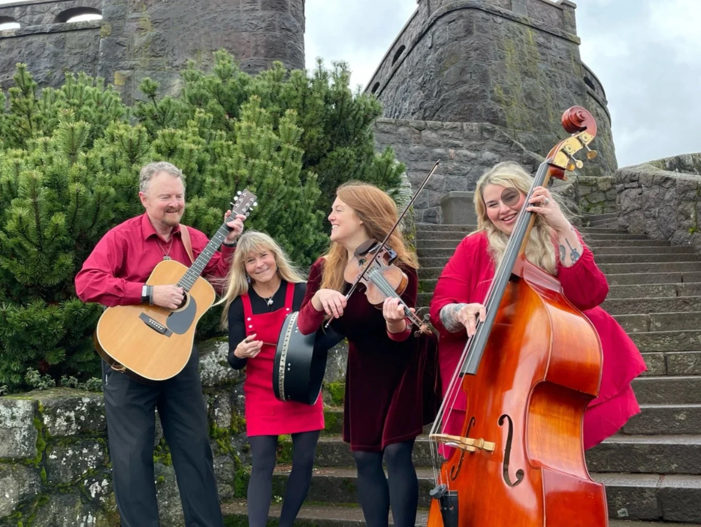 The Katie Jane Band at Daven Lore!