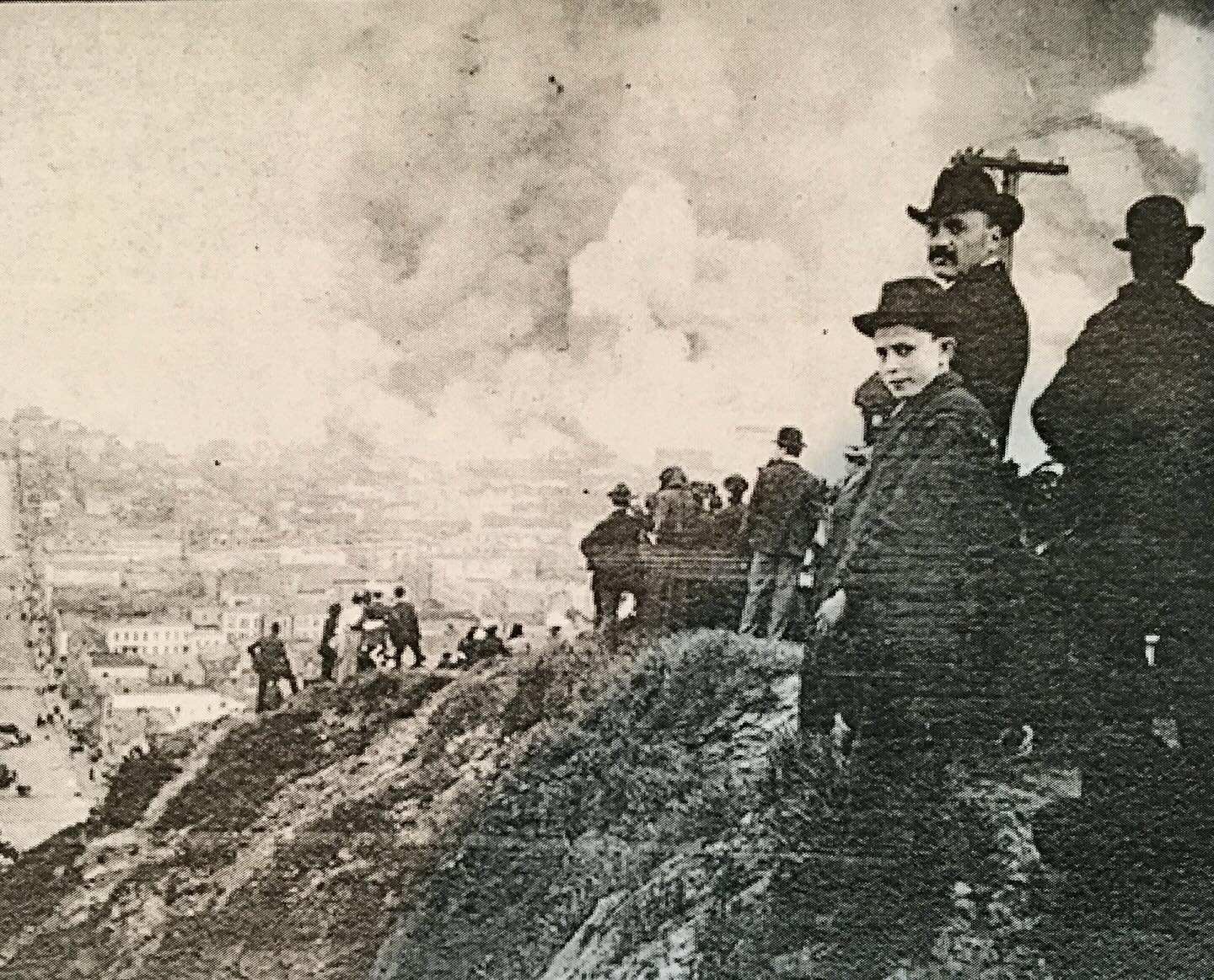 On April 18, 1906 the great quake of San Francisco shook the city just before dawn. As dawn came on and people fled their devastated houses, they saw on the horizon the first puffs of smoke. Downtown was on fire. The city would burn for the next seve