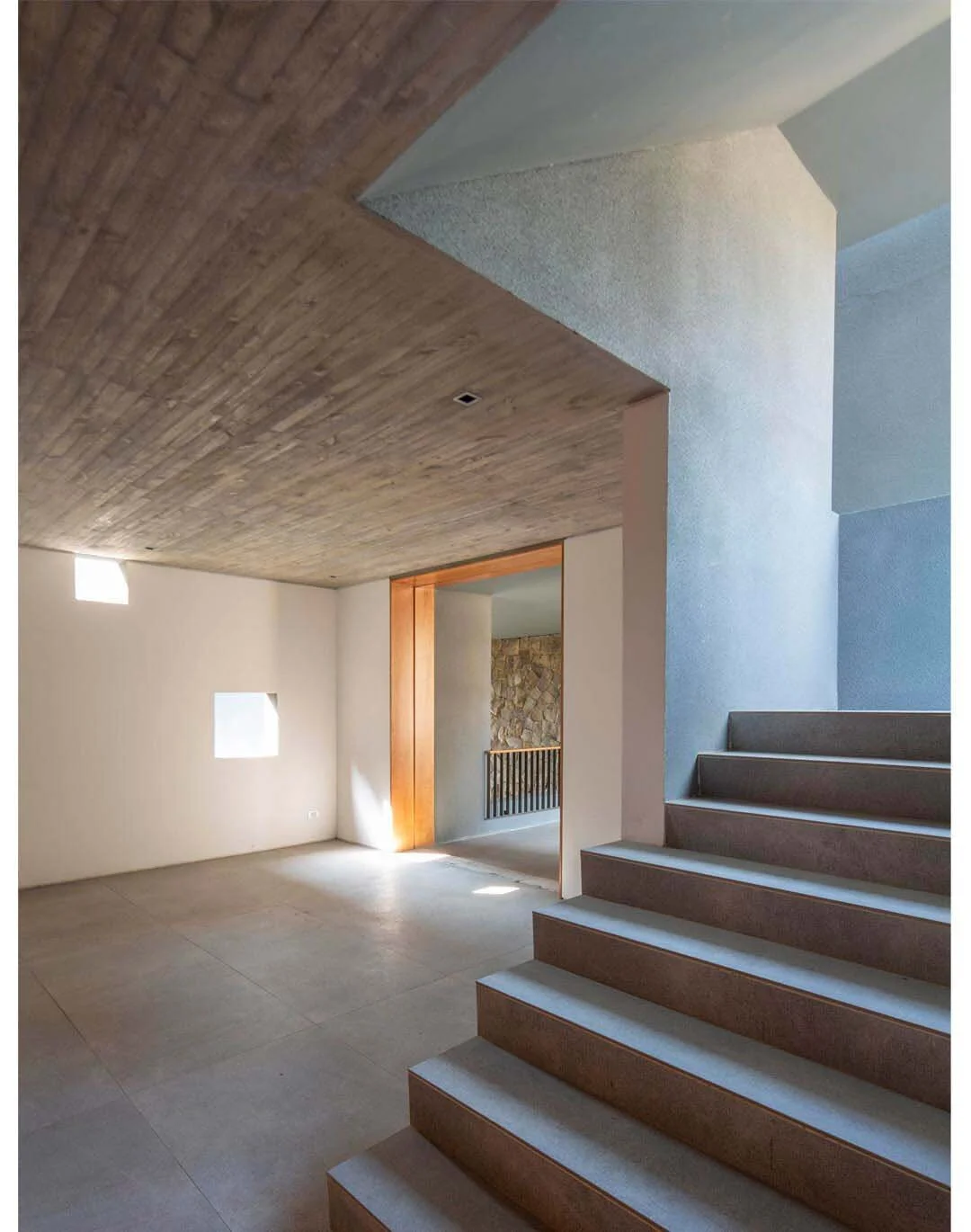 La Fuente 909 - vertical (27).jpg