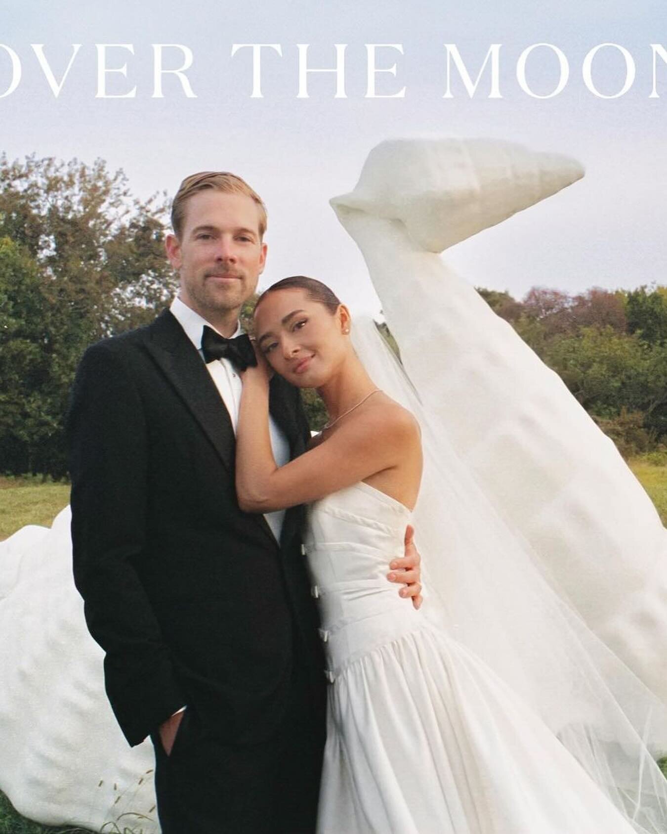 Just thrilled to see beautiful @natgawd and @emmett in @overthemoon ! 

Together with @giuliagiancolaevents and other vendors we performed a miracle by moving the entire wedding up a day, just the week of the wedding, to avoid Hurricane Nigel!

Now y