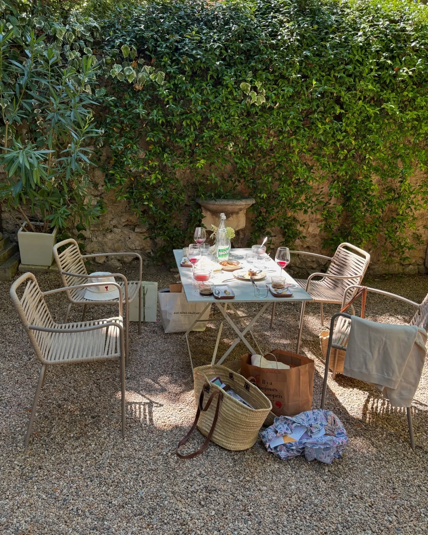 Our favorite new place in Aix-en-Provence @gallifetaixenprovence for an easy lunch in a shaded courtyard that you never want to leave.