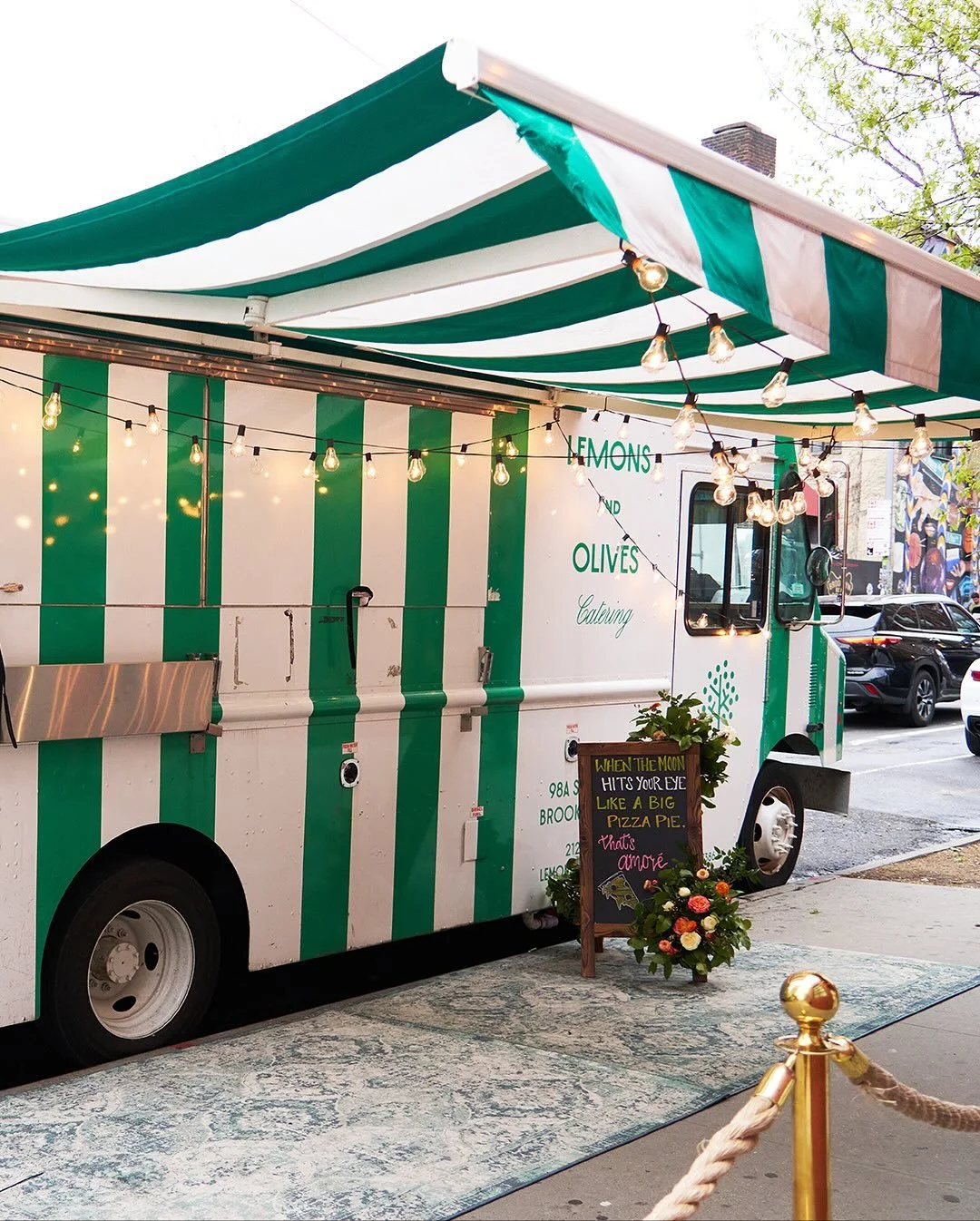 ON-LOCATION FOOD TRUCK 🍋
Our mobile kitchen brings a full culinary setup to your location, preparing every bite fresh on-site&mdash;no fuss, no mess, just flawless execution.

Perfect for corporate events, location shoots, movie sets, store openings