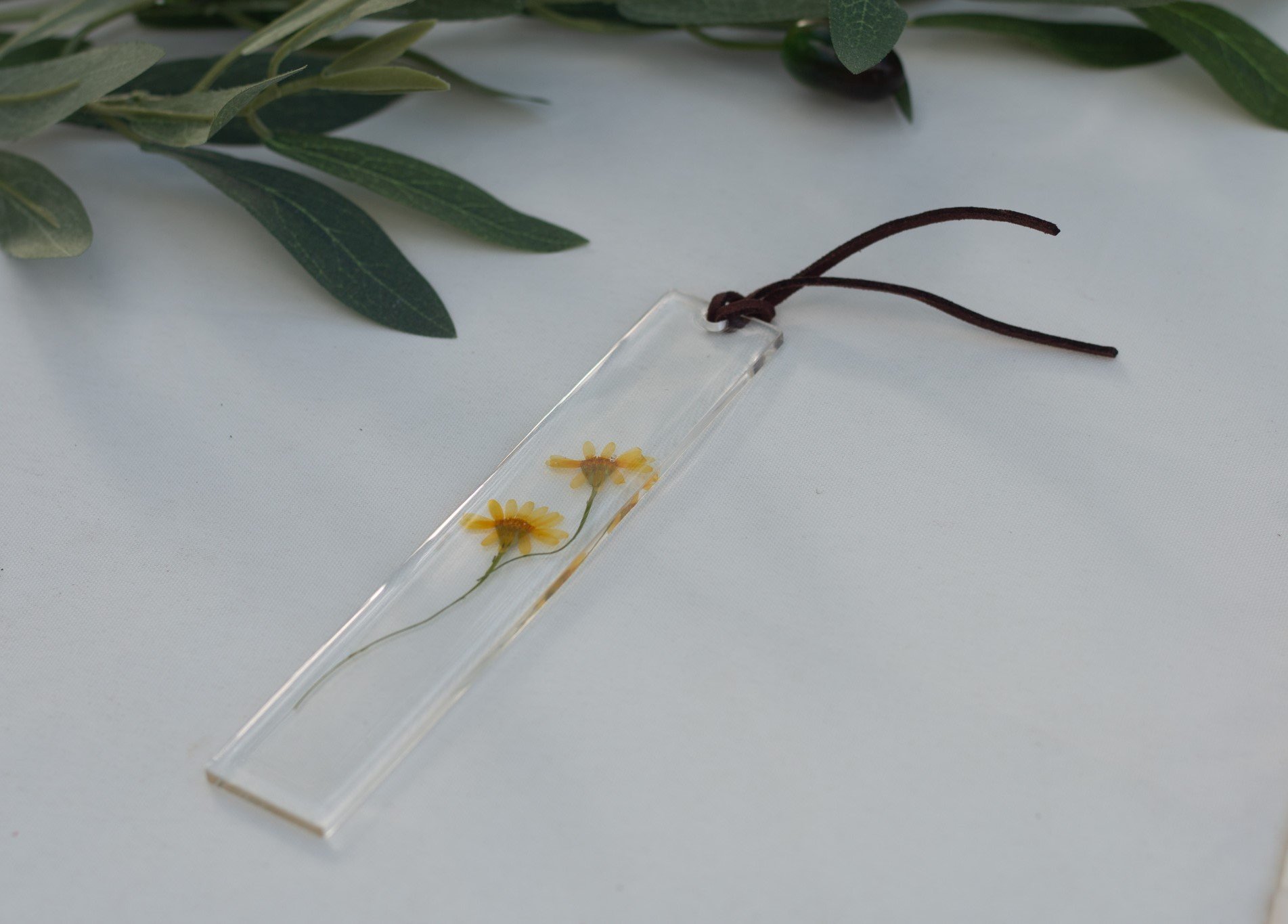 Floral Resin Bookmarks ( 6 colors)