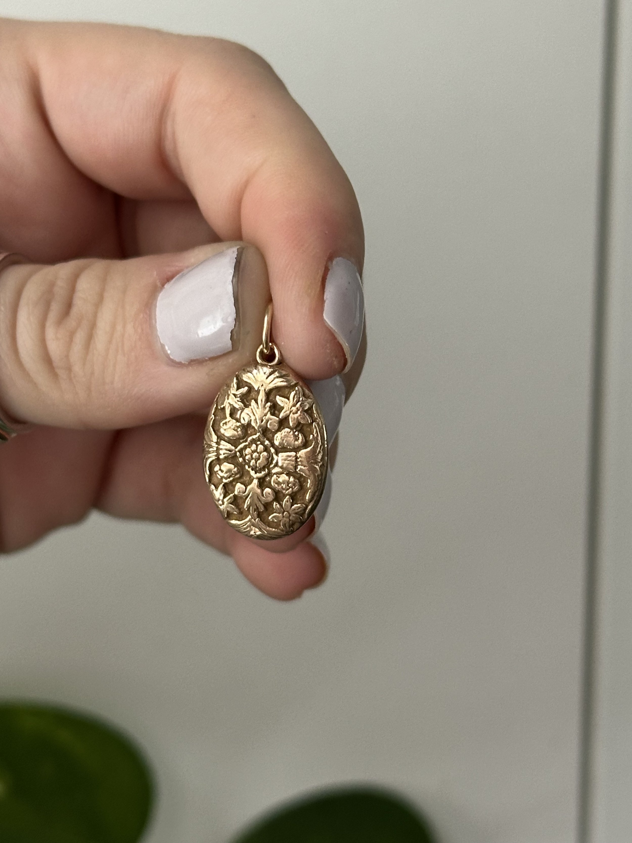 JJ :: filigree charm