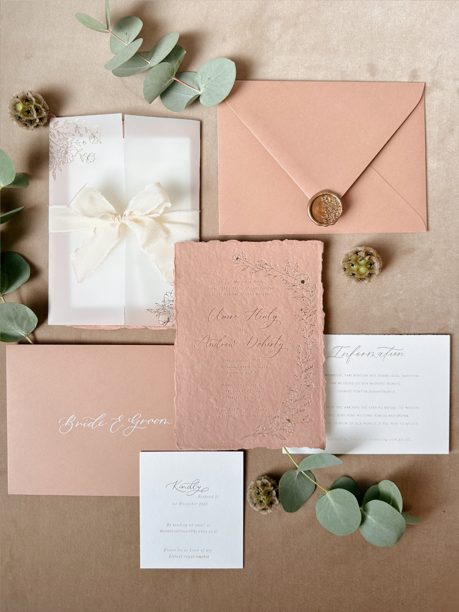terracotta-handmade-paper-floral-wreath-luxury-wedding-invitations-3.png
