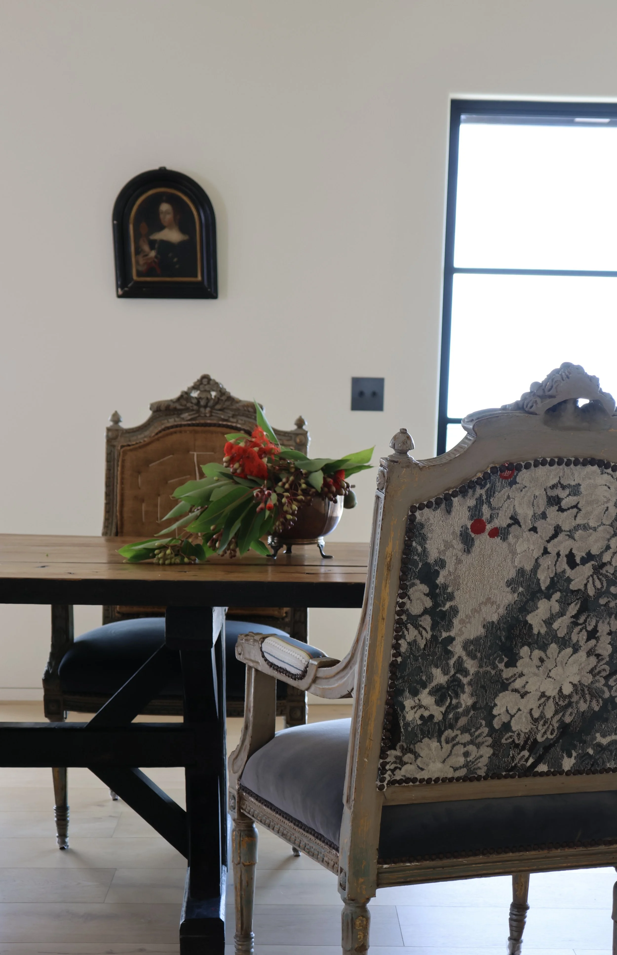 Home Management Sonoma Valley Custom Upholstery