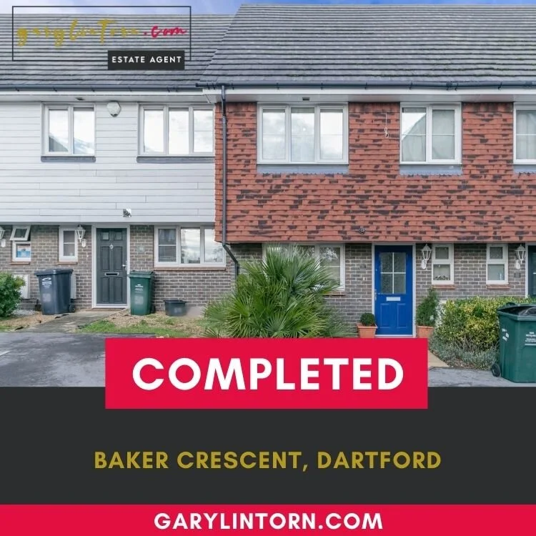 Baker Crescent, Dartford, Kent - £375,000  (Offers Over)