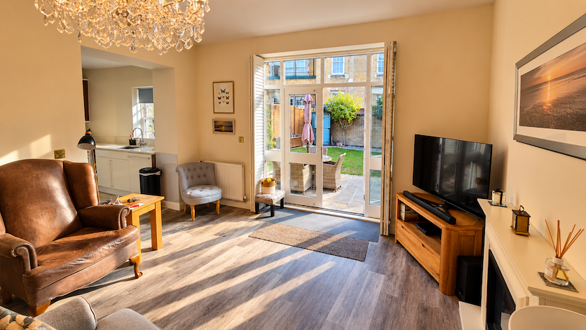 Bunstone Hall, Chapel Drive, Dartford, Kent - (Guide Price) £350,000 – £375,000 