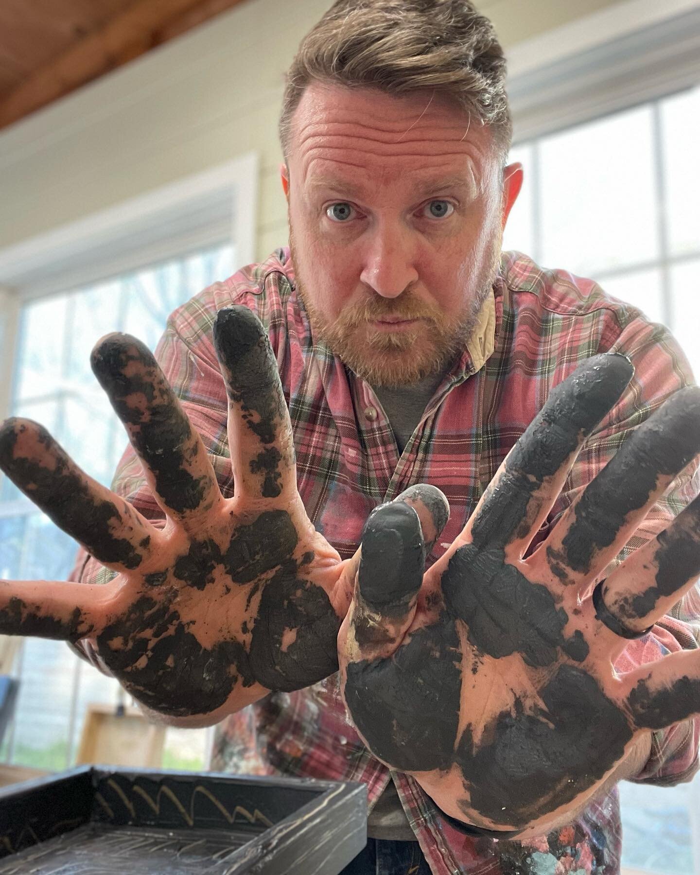 Sometimes life is&hellip;a bit much. May as well get your hands dirty and make something. 

#makemessestellstories #contemporyart #artcollectors #interiordesign #originalartwork #modernpainting #contemporaryartist