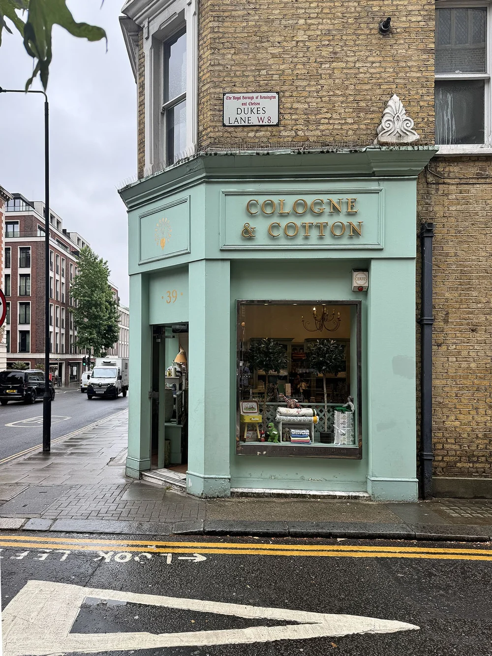 Raego Creative Honeymoon Inspiration Architecture Gallery 12.JPG