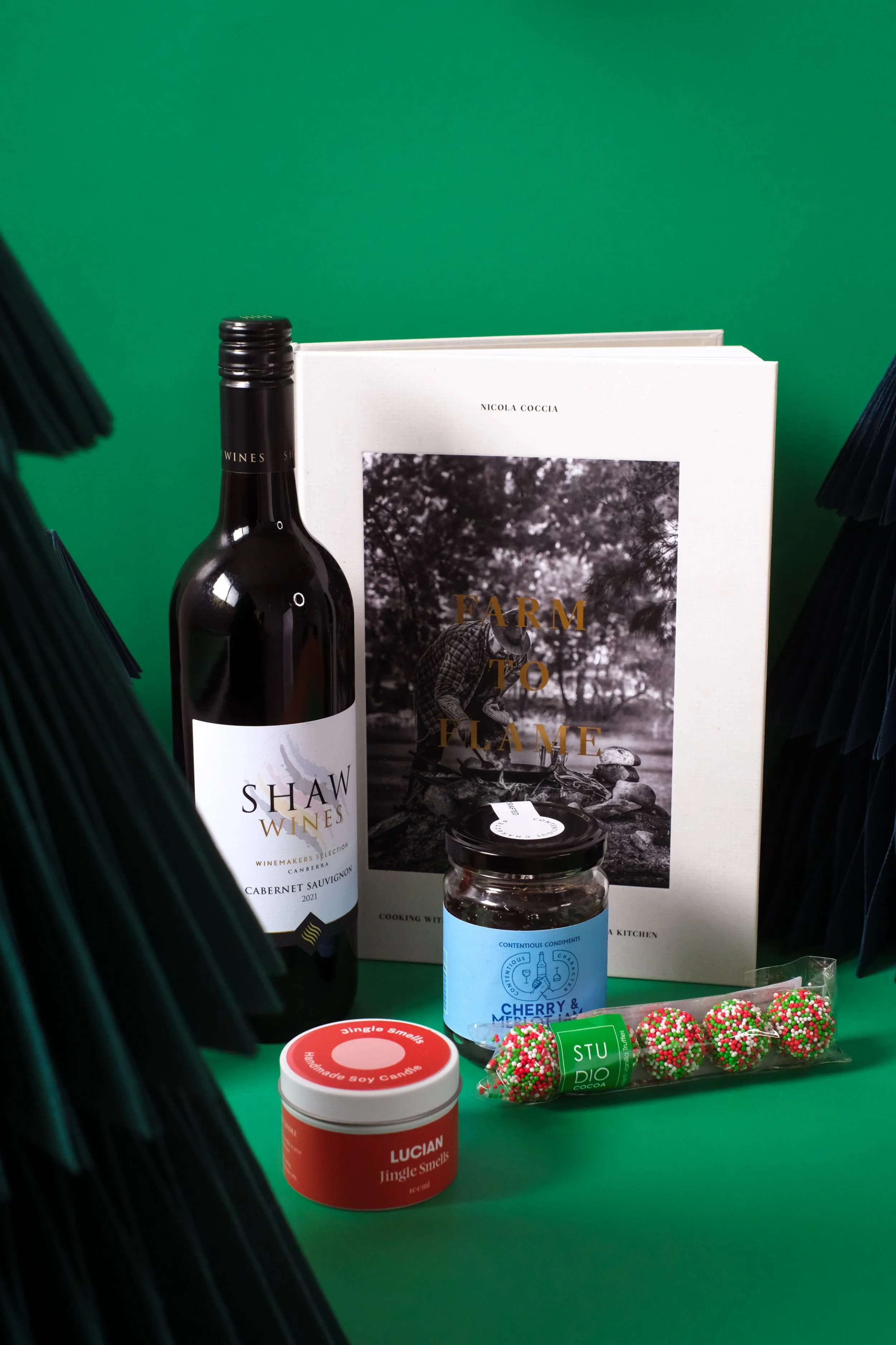 Raego Creative Gift and Crate Product Photography Branding-01.jpeg