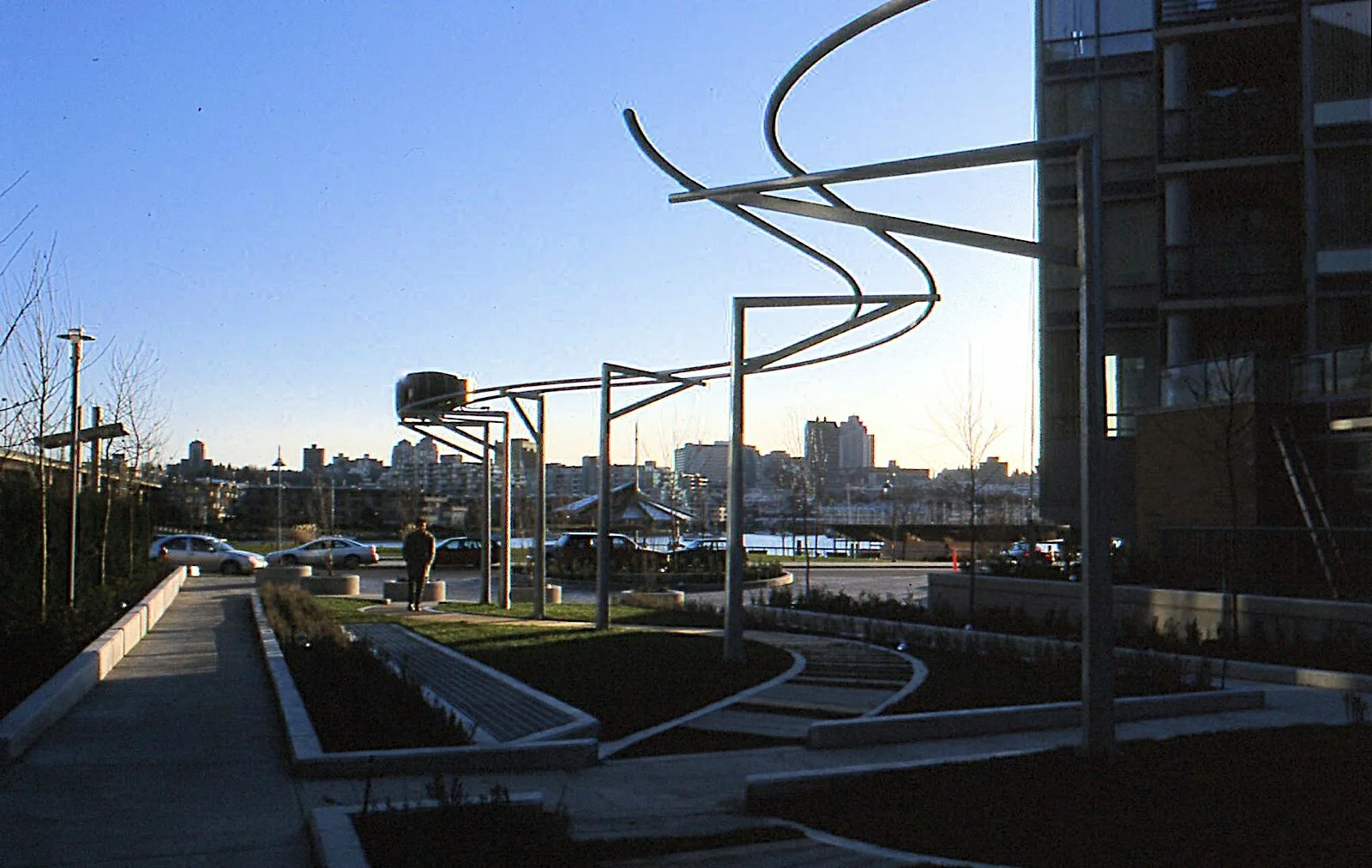 img046.jpg