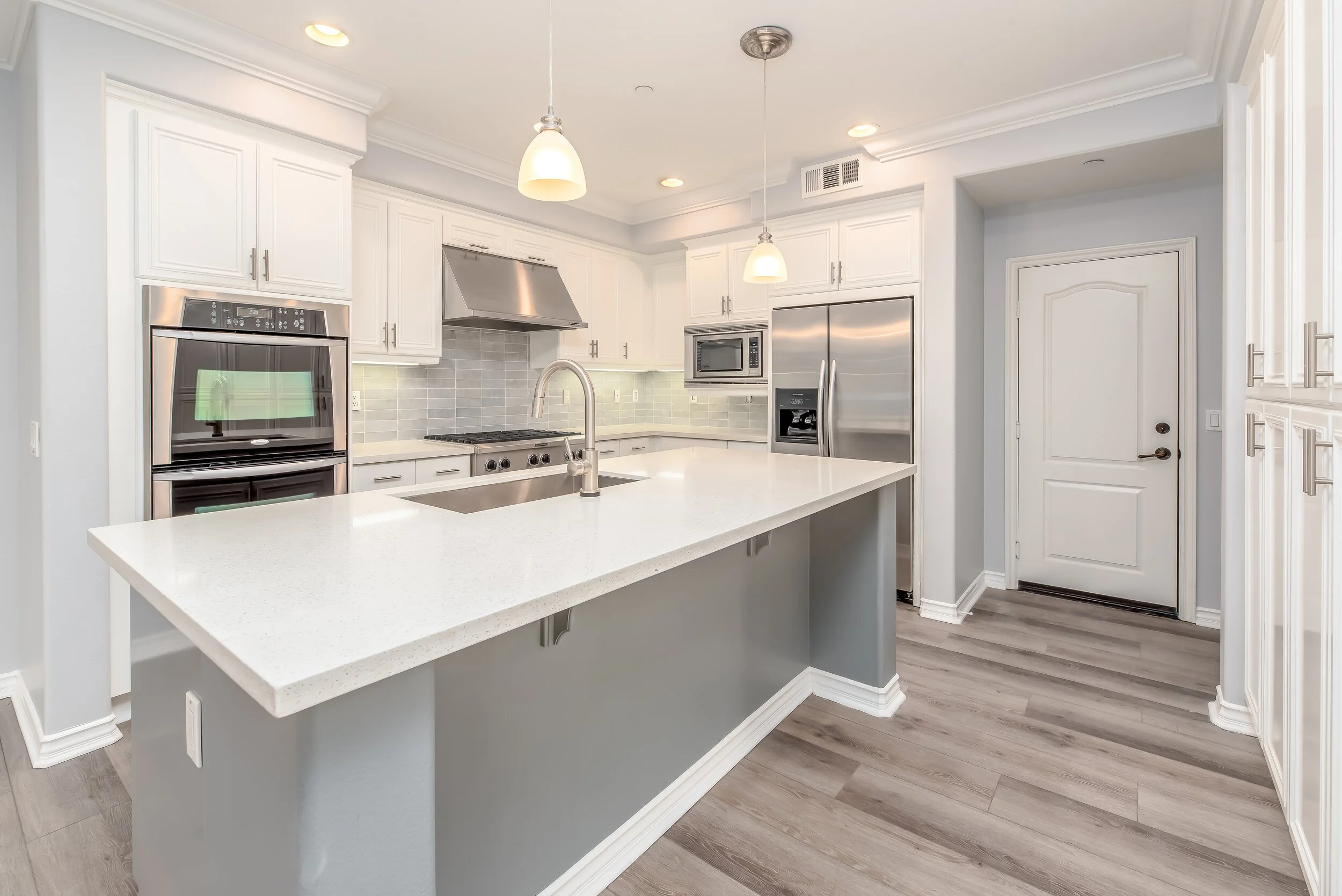 photo-of-kitchen-3623785.jpg