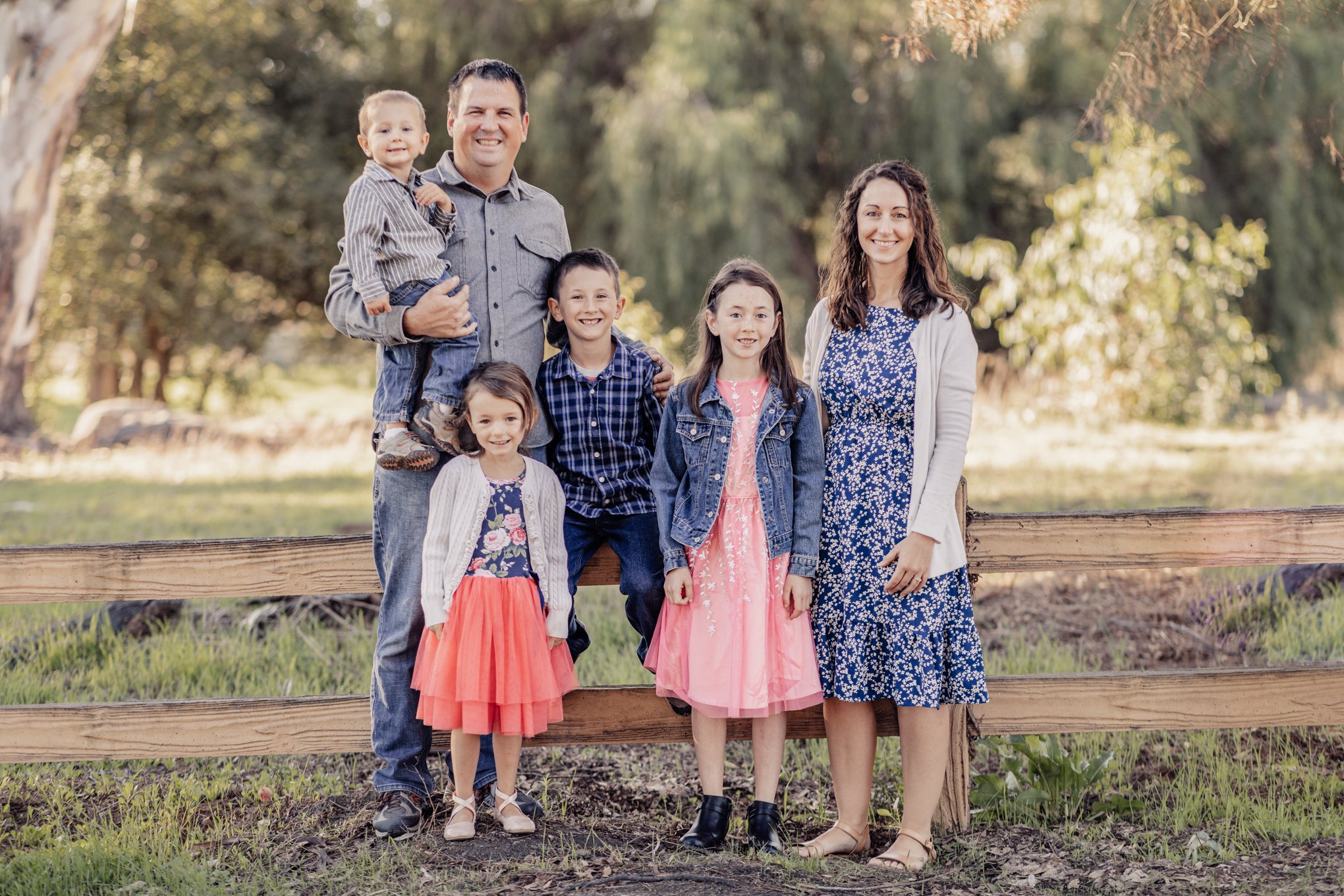 photoshoot outfit ideas Family group portrait in woody backdrop, El Cajon CA with morning owl fine art photography best in southern CA