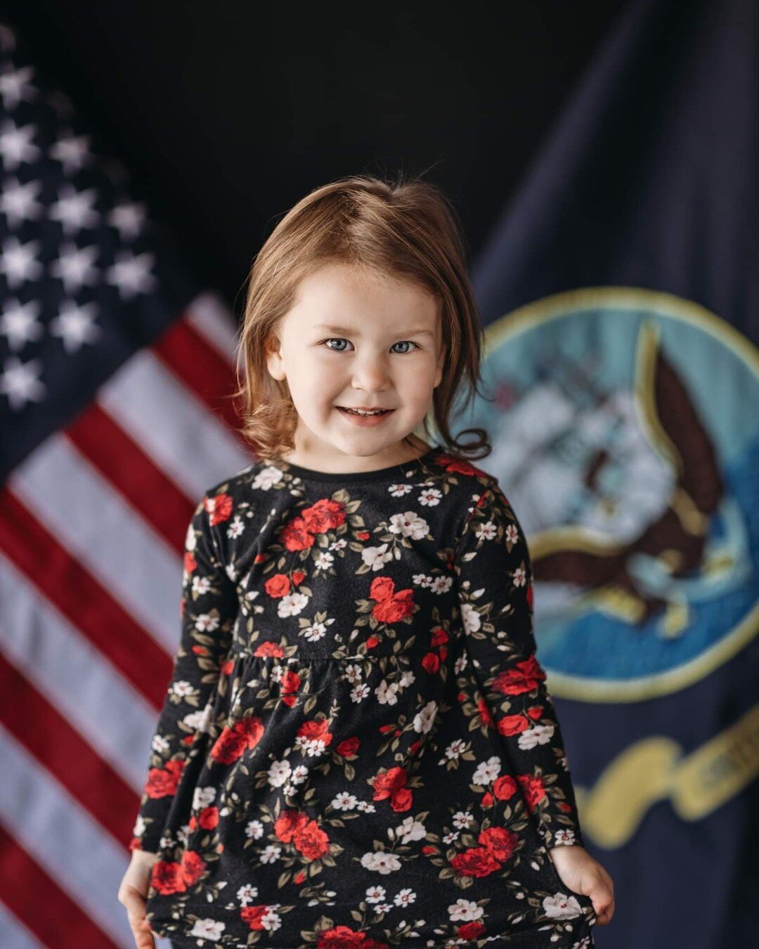 Happy 'Merica day!!
.
#fourthofjuly #independenceday #america #cocacola #retrovibes #vintagestyle #classiccarsdaily #childrenfineartphotography #childrenseemagic #editedwithsoul #familyphotography #boldemotionalcolorful #infinityphotographymagazine #