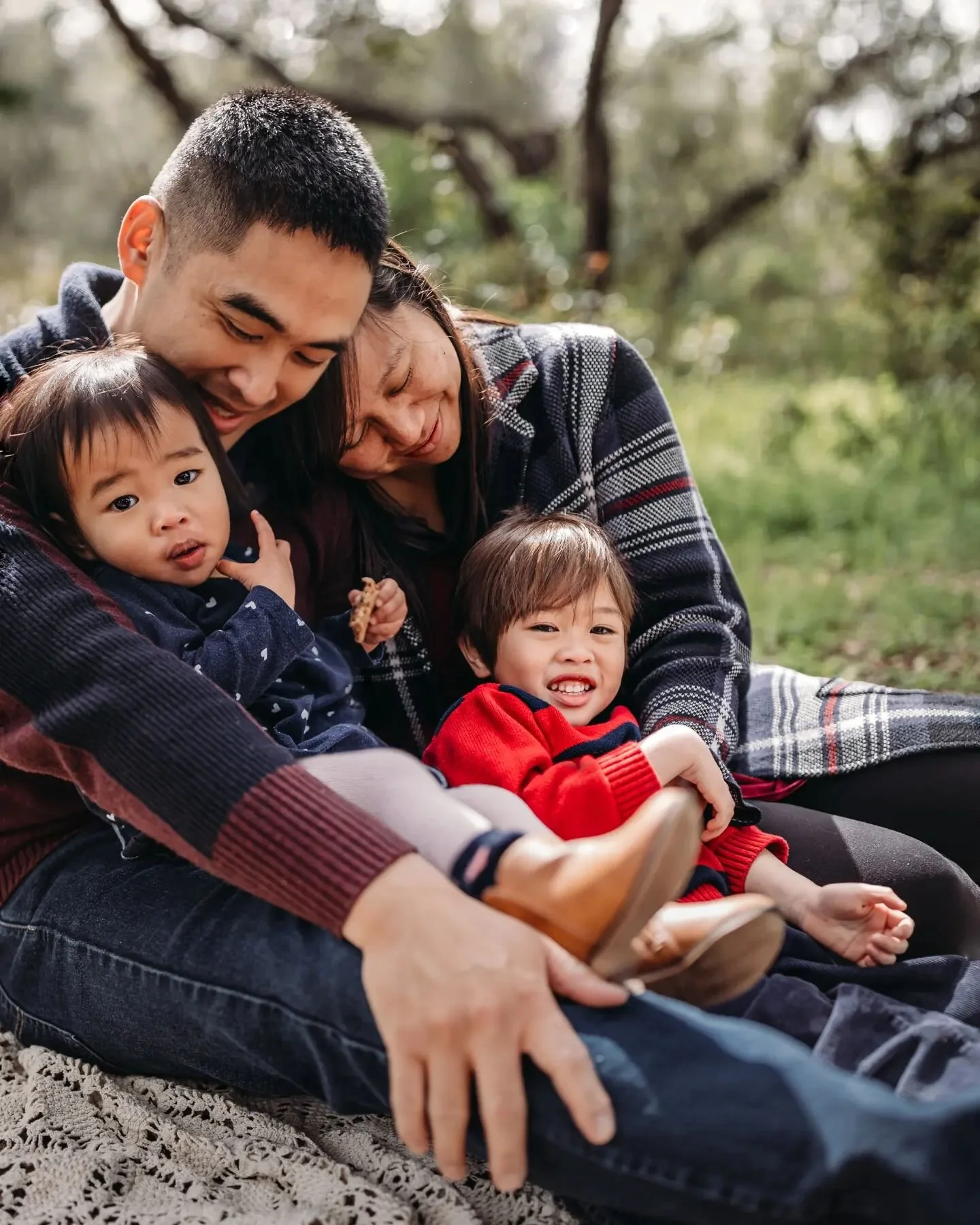 I got to photograph this family almost exactly a year ago! Dad came home from a deployment to meet his little girl at the airport, now I get to photograph them again!

#familyphotogsandiego #familyoffour #sandiegofamily #postdeployment #militaryfamil