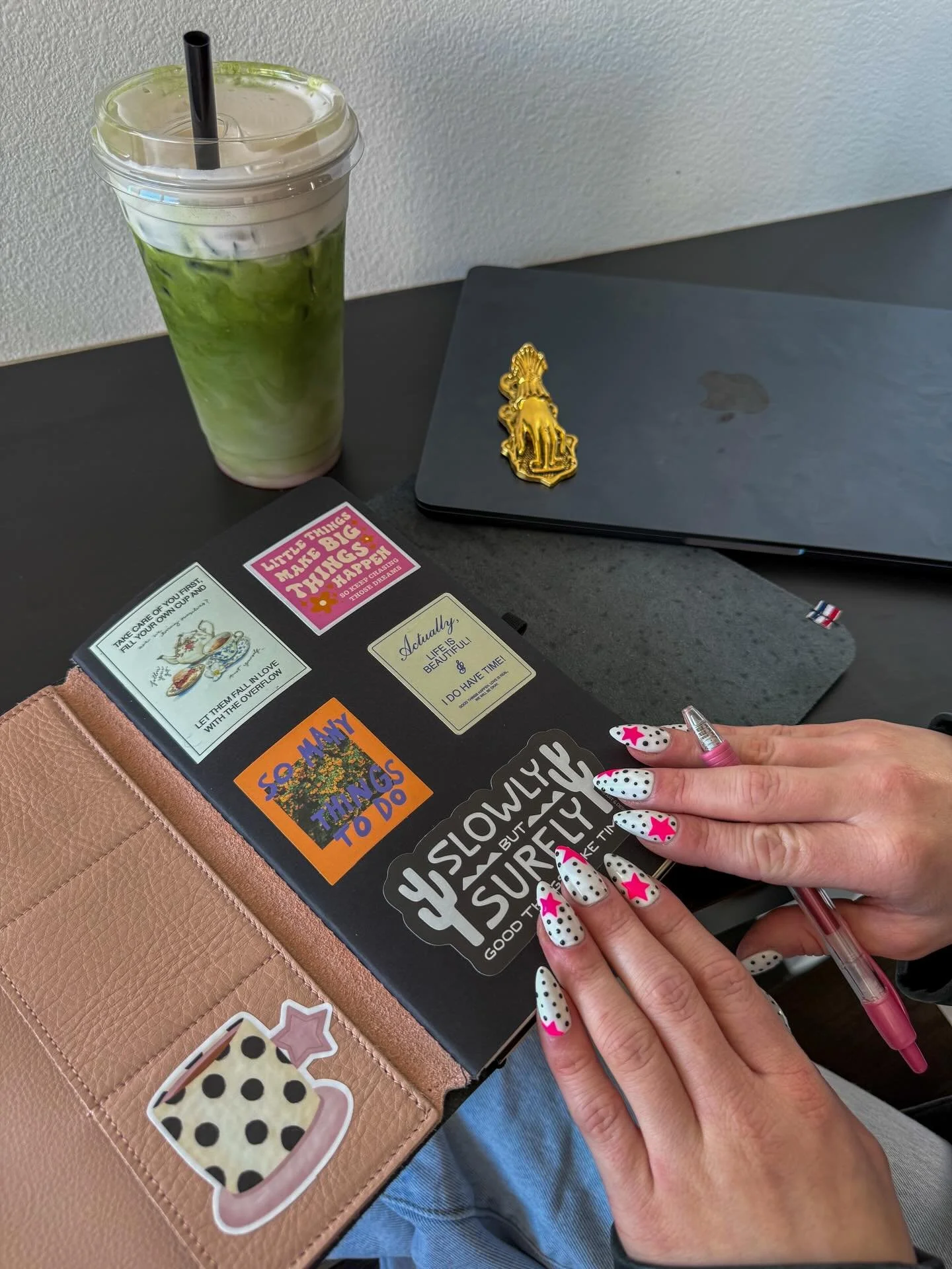 Falling back in love with pen + paper. ♡

As a kid I was obsessed with journals, planners, all things stationery, and I love to junk journal. Somewhere between college and remote work, everything shifted digital.

And while I love what I do, being on
