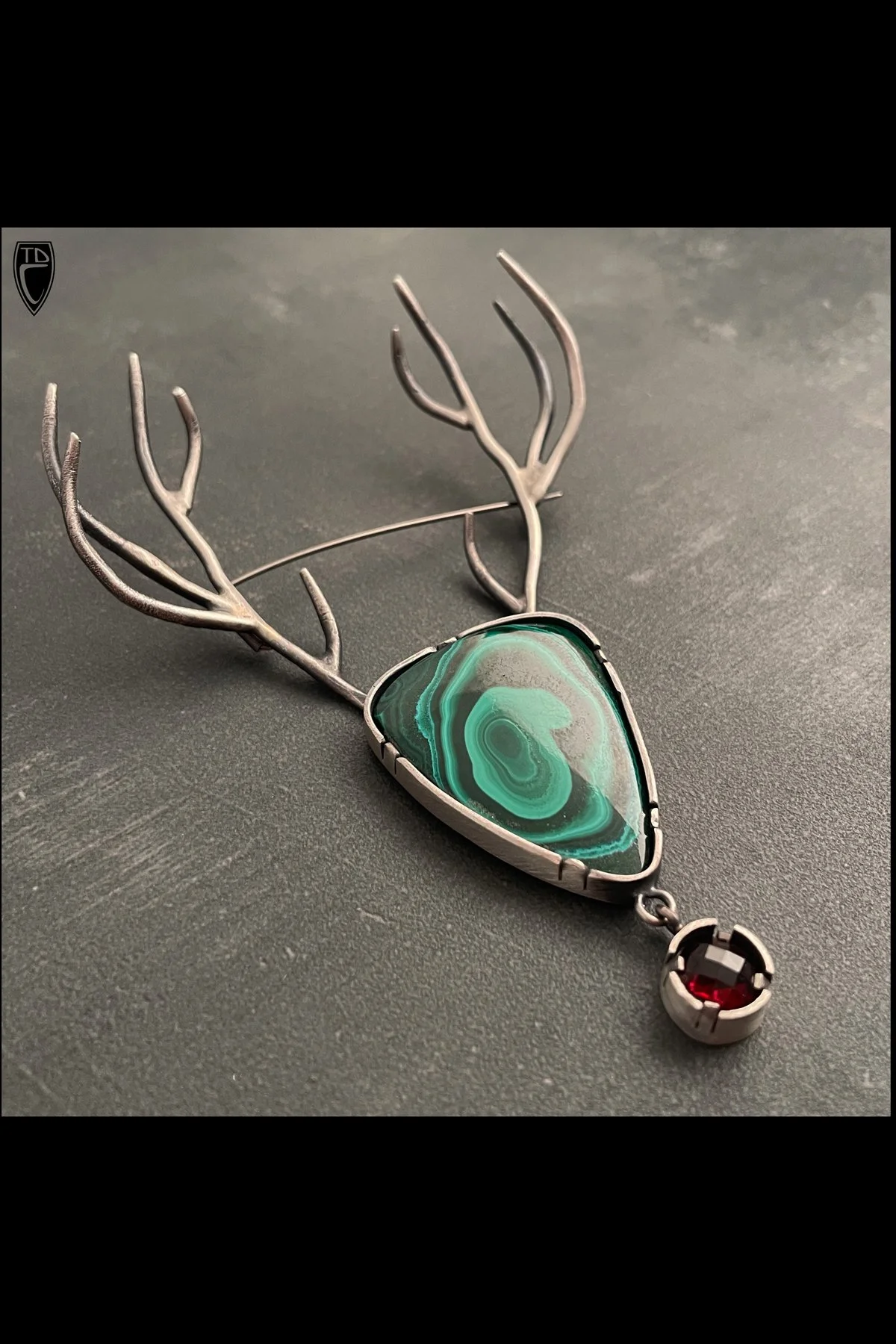 "Deer", Sterling Silver, Malachite and Garnet Brooch