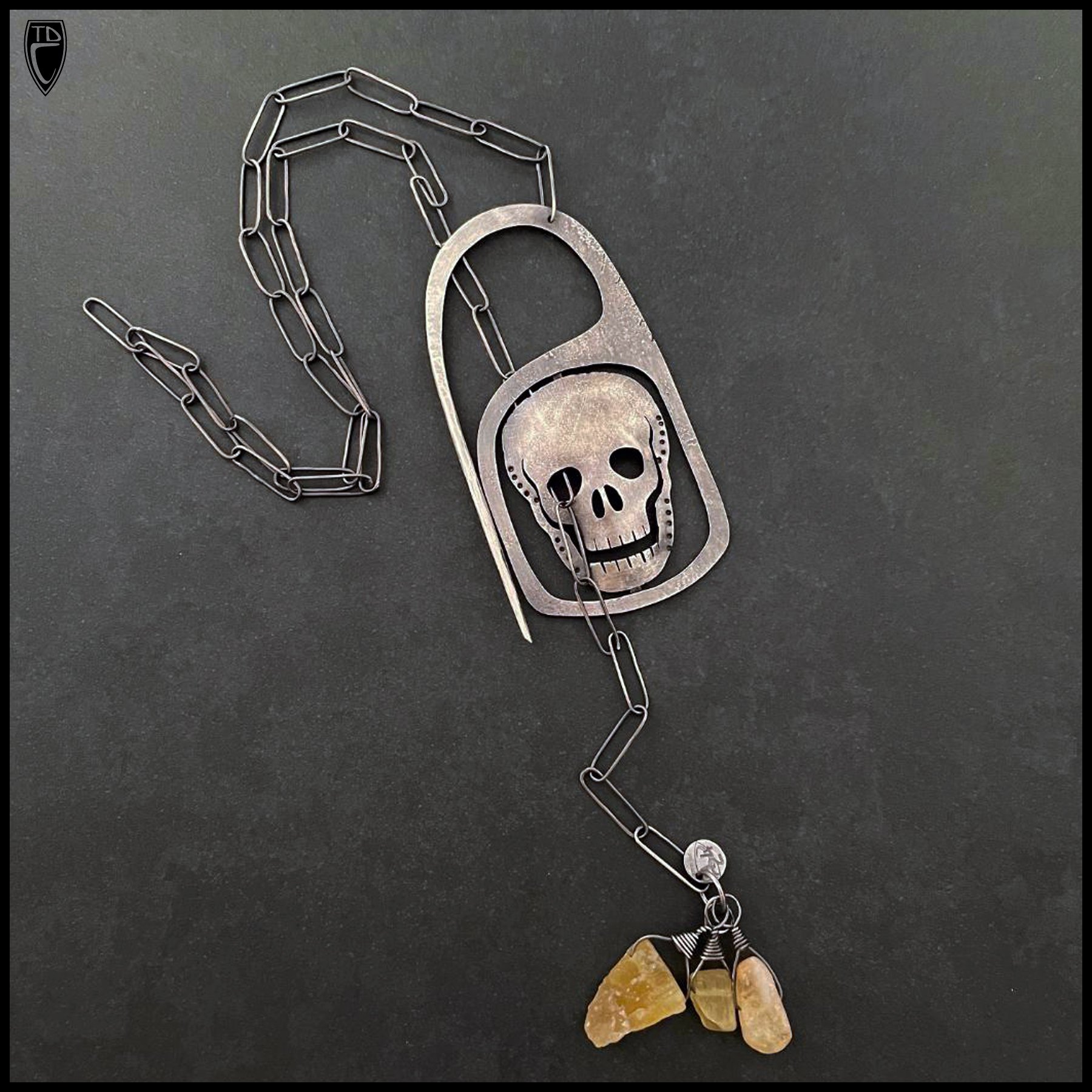 skull2.jpg