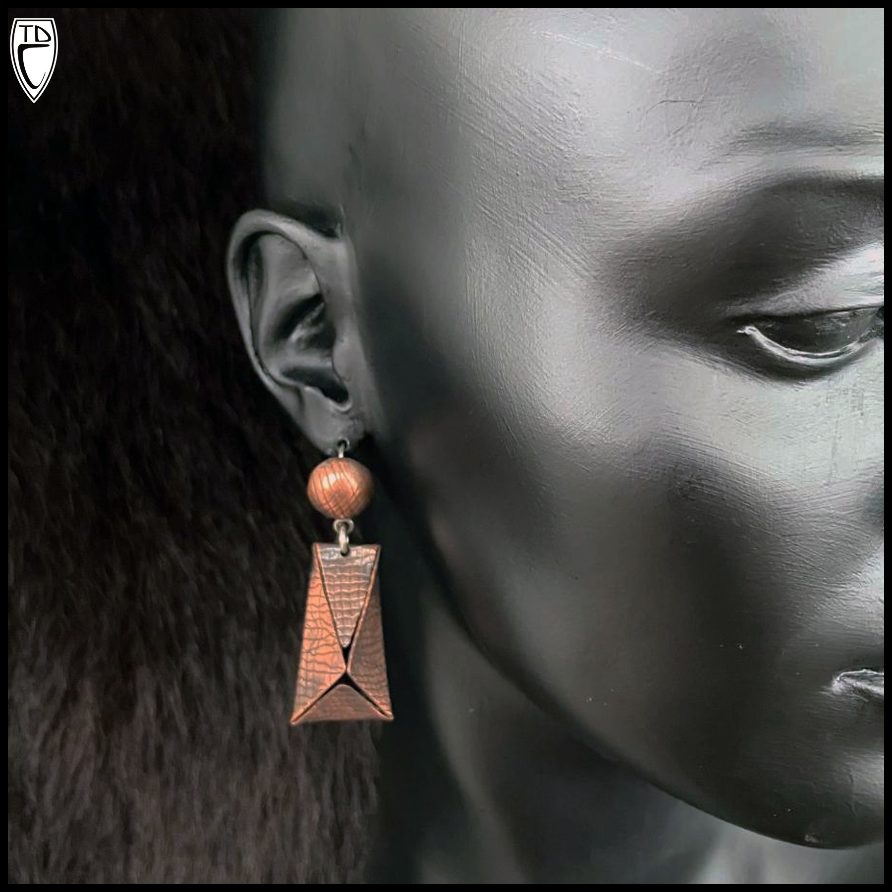 earone.jpg