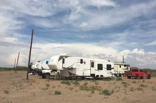As Oil Field Workers Flood Balmorhea with RVs, the Small Community’s Economy is Revitalized