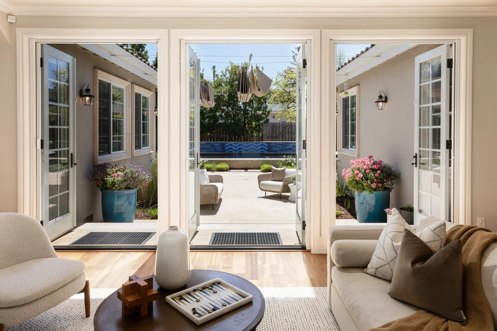 Family room at Benvenue Avenue, Los Altos