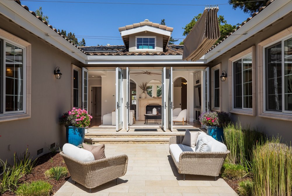 Courtyard at Benvenue Avenue, Los Altos after staging by Encore
