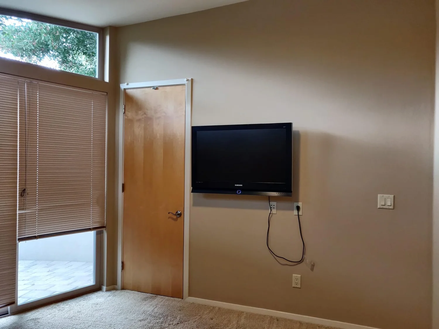 Bedroom at 475 Fernando Avenue, Palo Alto before staging