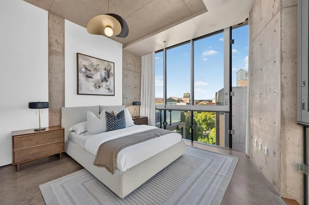 Primary suite at 102 University Ave #3C, Palo Alto after staging by Encore