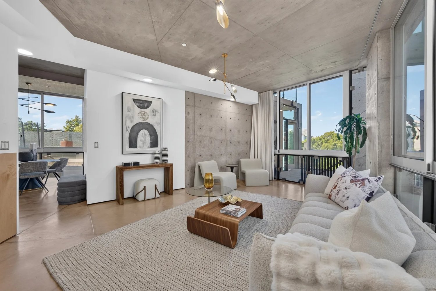 Living and dining area at 102 University Ave #3C, Palo Alto