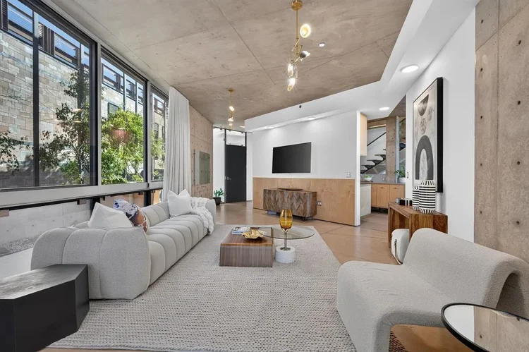 Great room at 102 University Ave #3C, Palo Alto