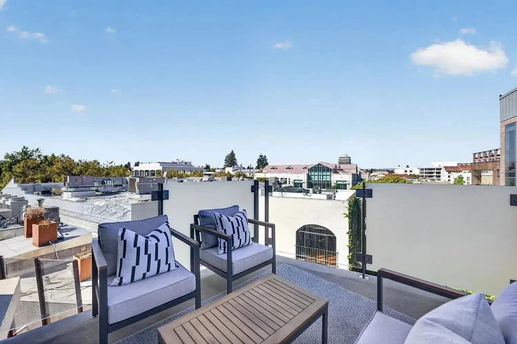 Balcony at 102 University Ave #3C, Palo Alto