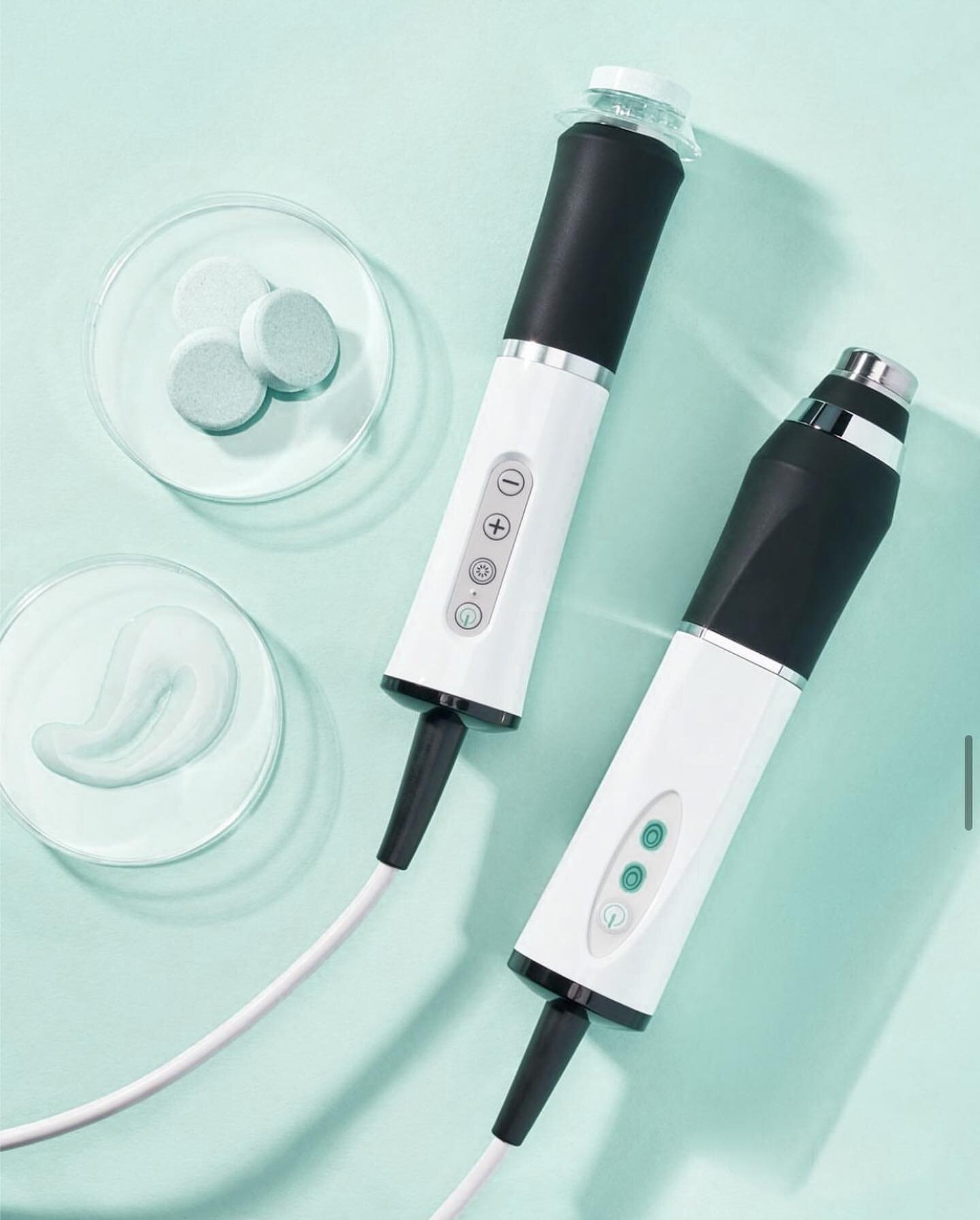 The Geneo Oxygen Treatment is an innovative 3-step treatment to stimulate oxygenation of the skin, metabolize tissue, and infuse nourishment to support optimal skin health from the inside out 🌟

Whether your focus is anti-aging, acne, pigmentation o