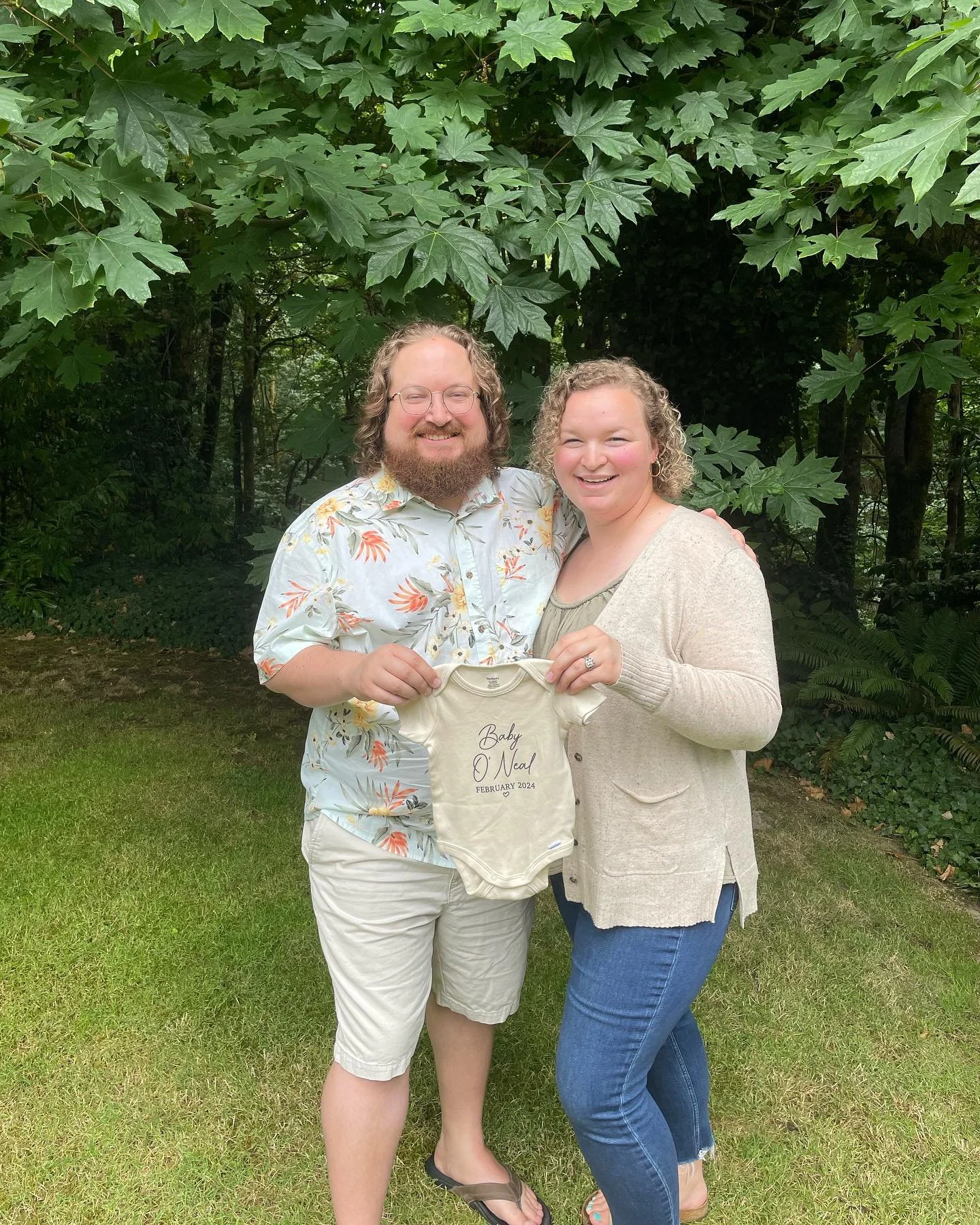 My 2023 wedding season is officially done, and now I get to shift my focus to my family&rsquo;s next big adventure. So excited to announce that Baby O&rsquo;Neal will be joining us in February 2024!
.
.
With that said, my books are still open for 202