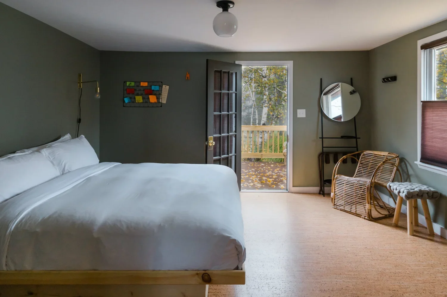 2020-10-FSH-Arnold-House-Shandelee-Post-Content-shoot-Lawrence-Braun-0024-DSC_2588-Edit (1).webp