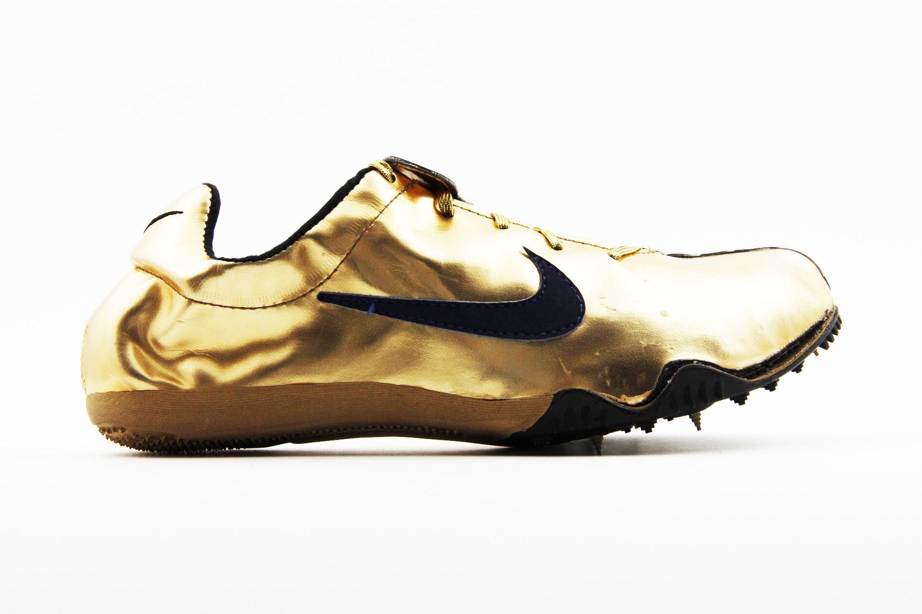 1996_Gold_Shoe_for_Michael_Johnson_60957.jpg